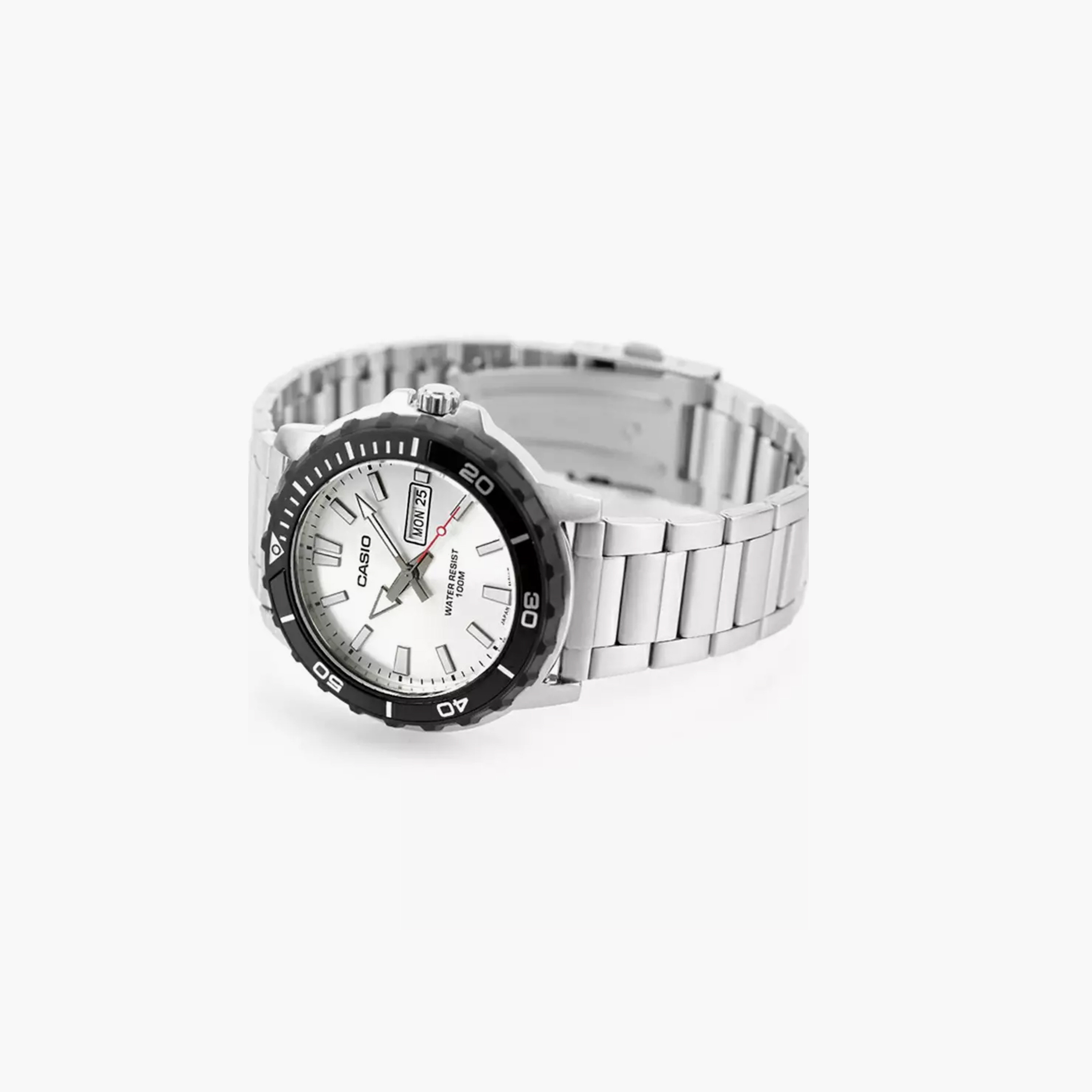 Casio Men's 44MM Silver Analog Stainless Steel Strap Watch | MTD-125D-7AVDF-men-watchesandjewellery-watches-image-4