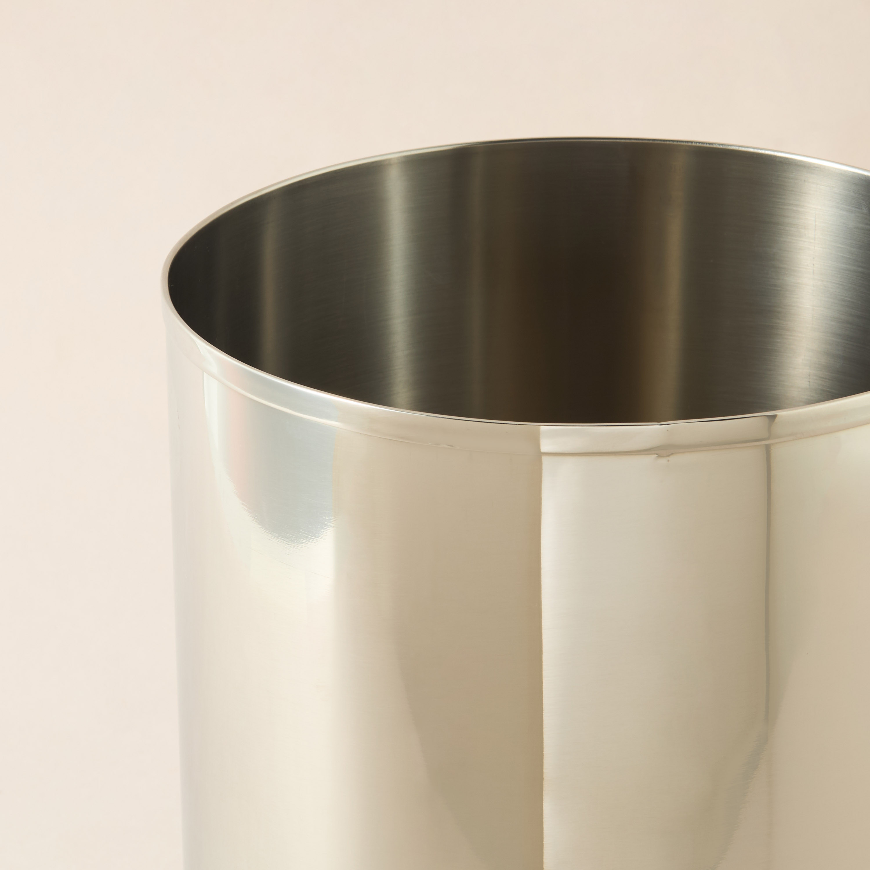 Gia como Cutout Detail Stainless Steel Waste Bin-household-bathandlaundry-wastebinsandaccessories-image-3