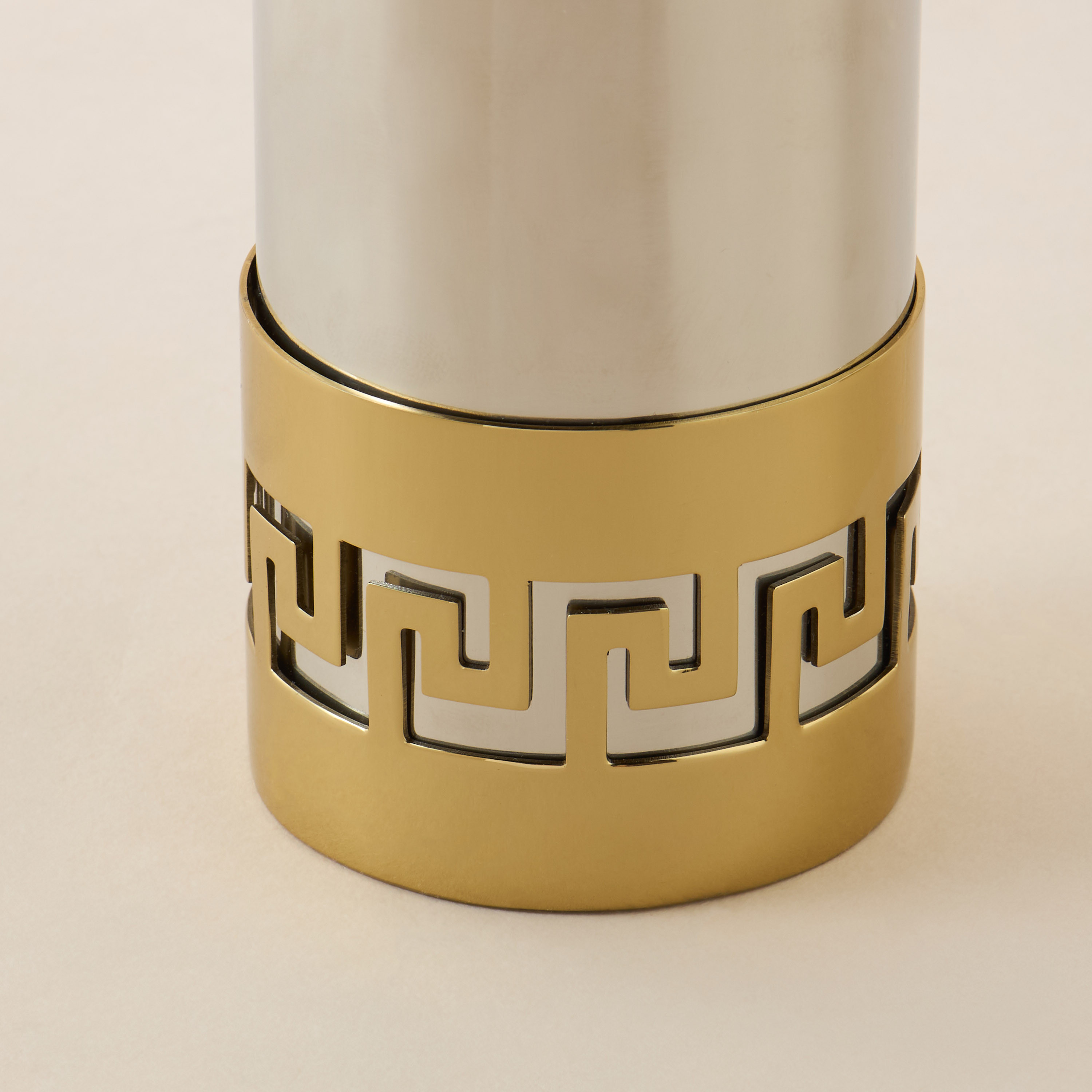 Gia como Cutout Detail Stainless Steel Lotion Dispenser-household-bathandlaundry-bathaccessories-soapdishesanddispensers-image-4