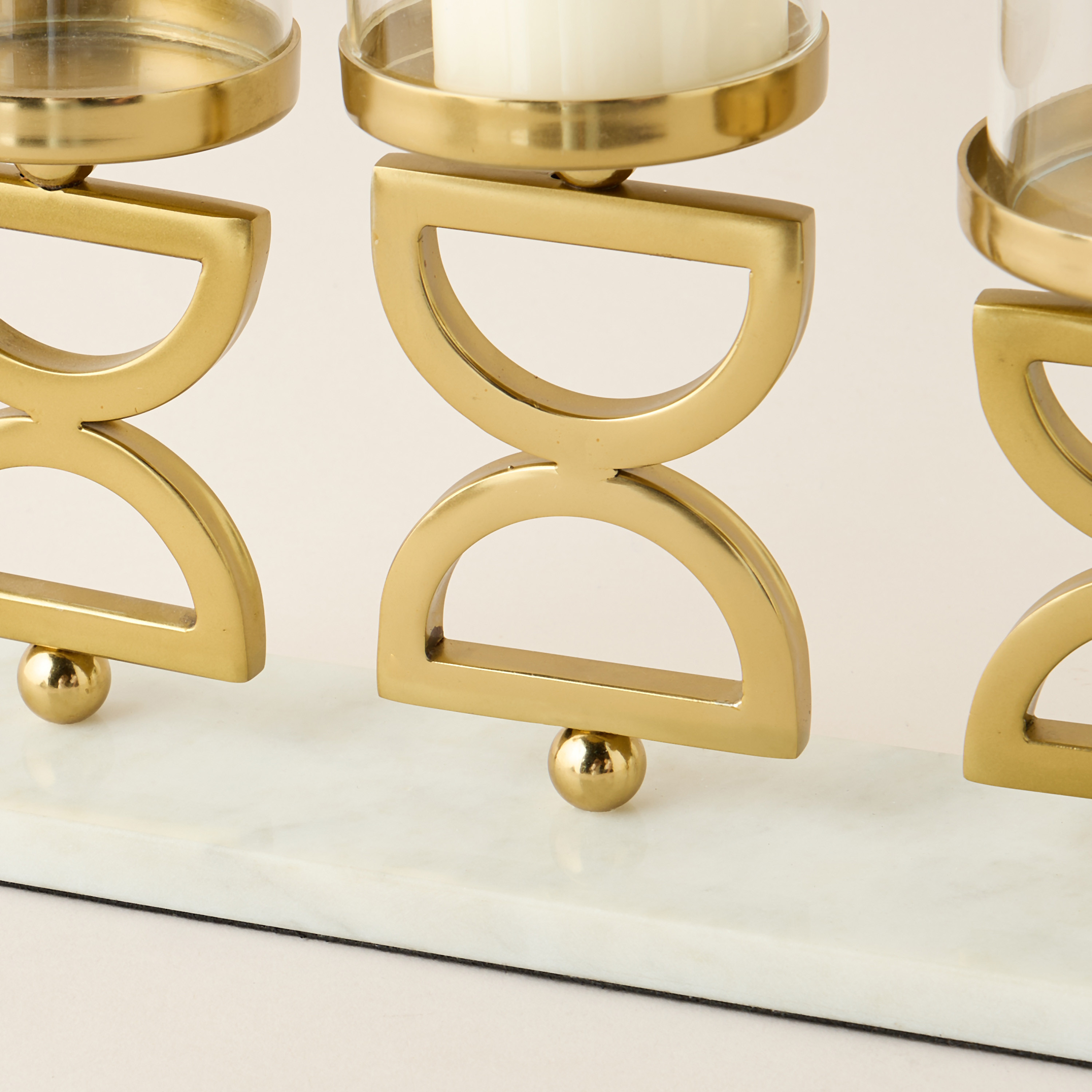 Gia Como 3-Pillar Candleholder - 18 cms-household-decor-candleholdersandlanterns-image-5