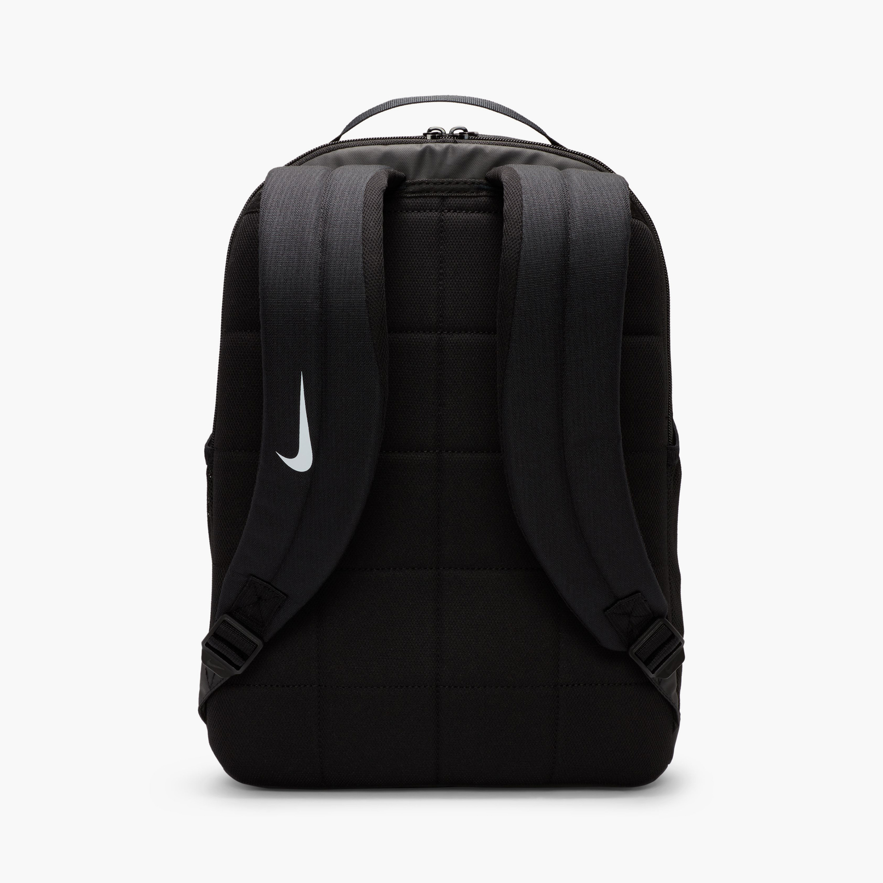 شنطة ظهر للأطفال برازيليا من نايك (18 لتر) - DV9436-010-school-bagsandbackpacks-backpacks-image-4