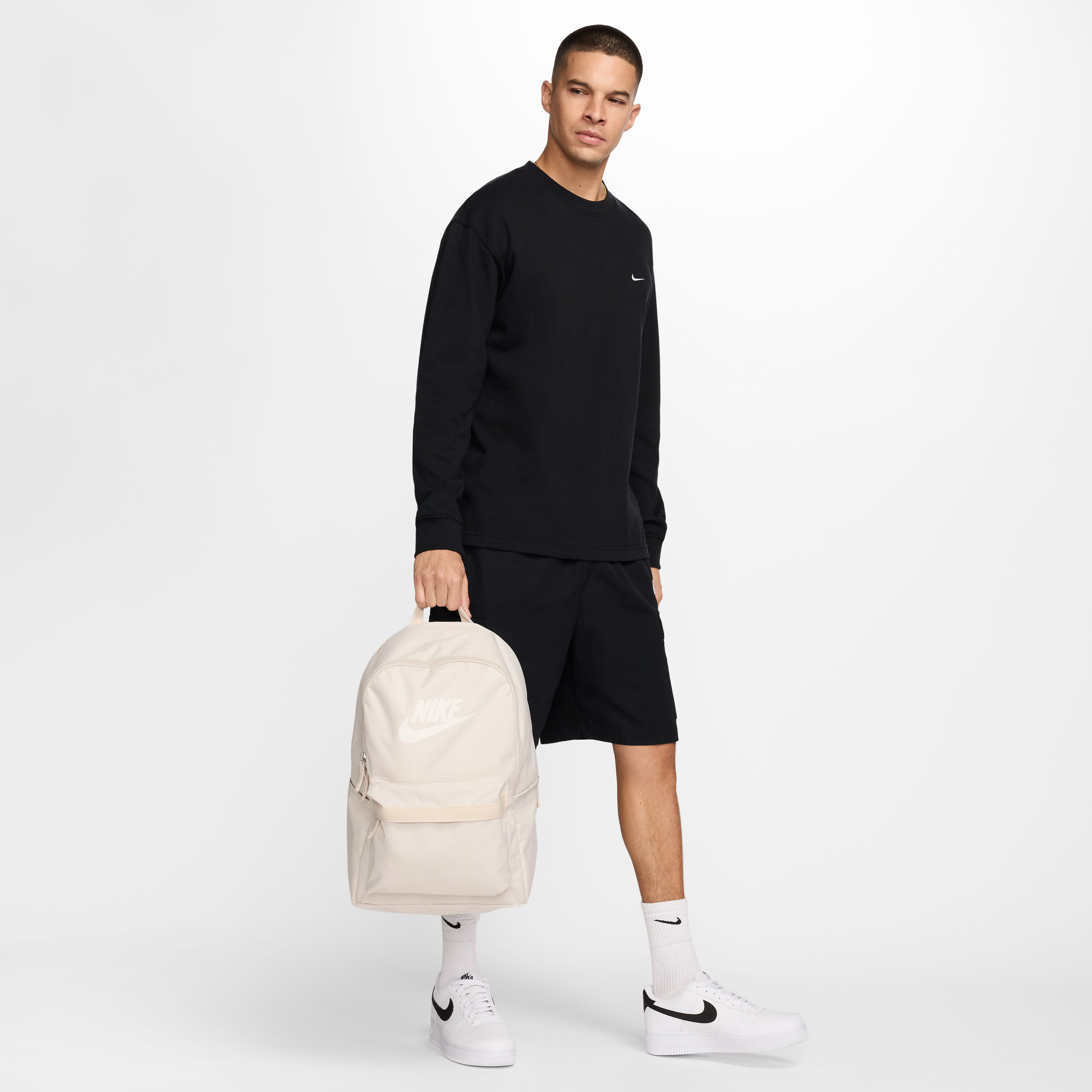 Nike Heritage Backpack (25 L) - DC4244-104-school-bagsandbackpacks-backpacks-image-2