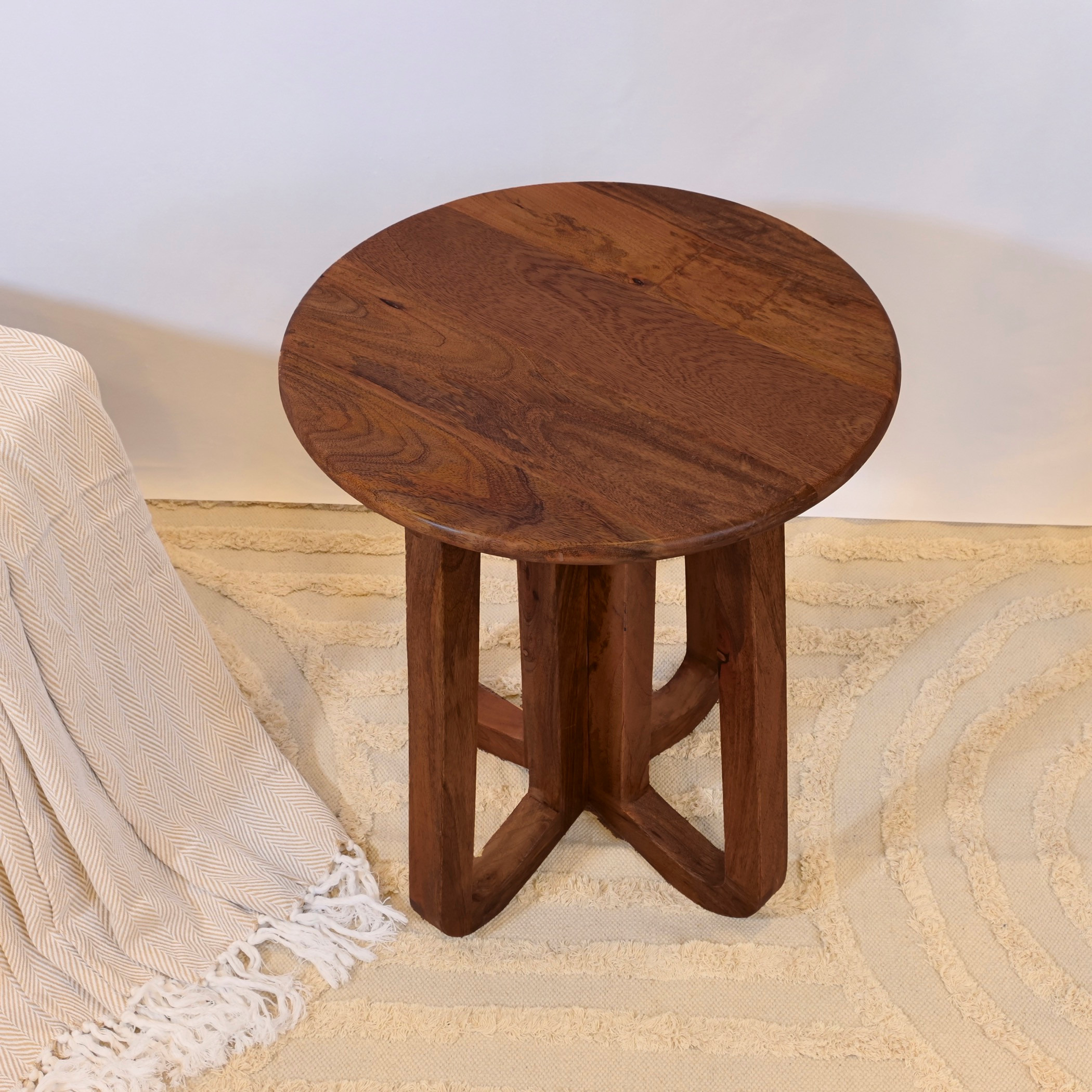 طاولة زينة بسطح خشب صنعت بواسطة لايف ستايل-furniture-livingroom-sideandendtables-image-2