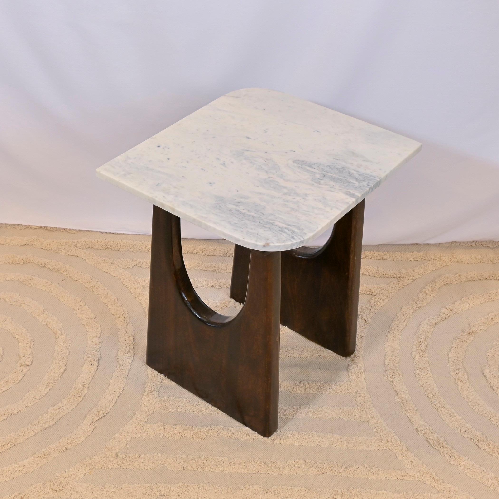 طاولة زينة بسطح رخام صنعت بواسطة لايف ستايل-furniture-livingroom-sideandendtables-image-3