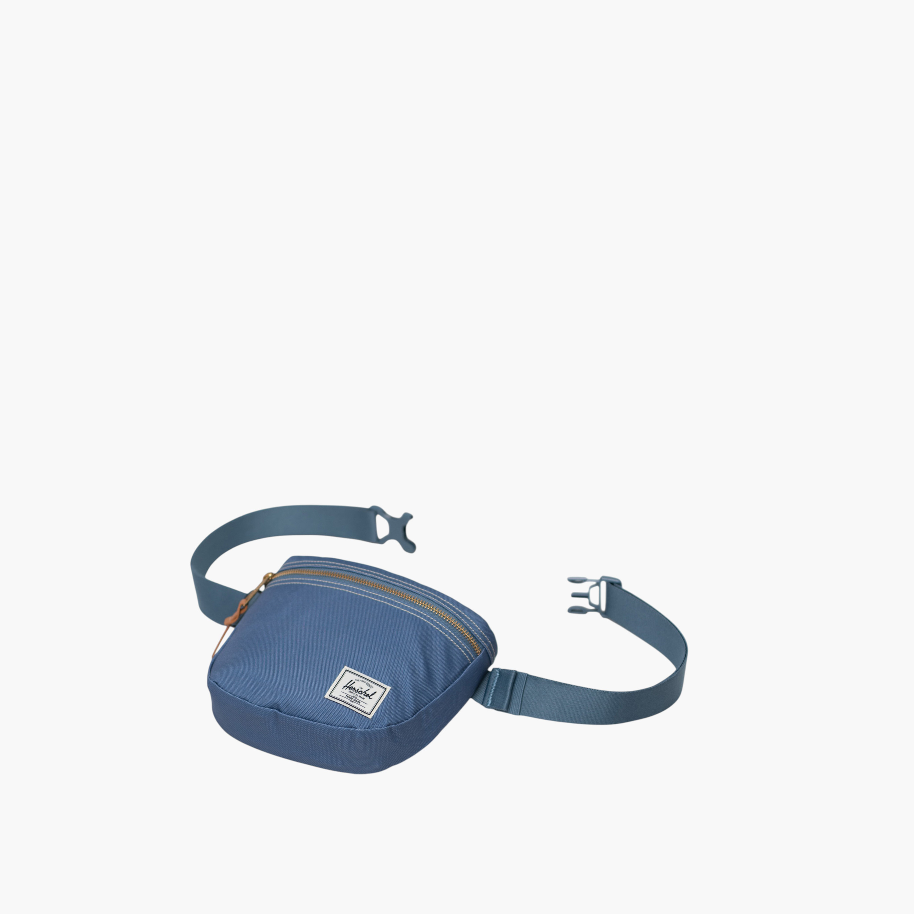 شنطة خصر سادة بسحاب إغلاق من هيرشل سابلاي كو-travel-accessories-image-3