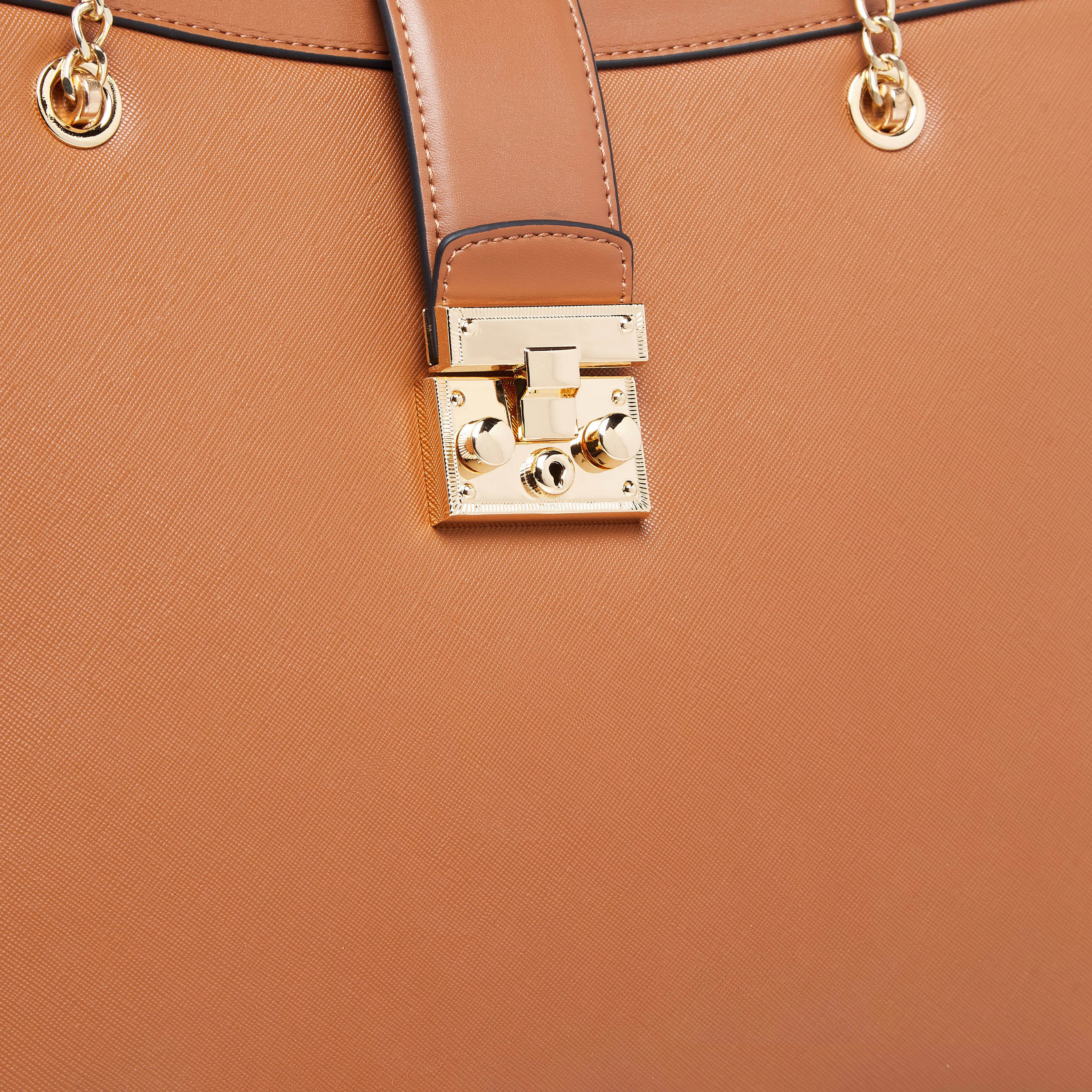 شنطة توتي بارزة الملمس بمقابض من ساشا-women-bagsandwallets-handbags-image-5