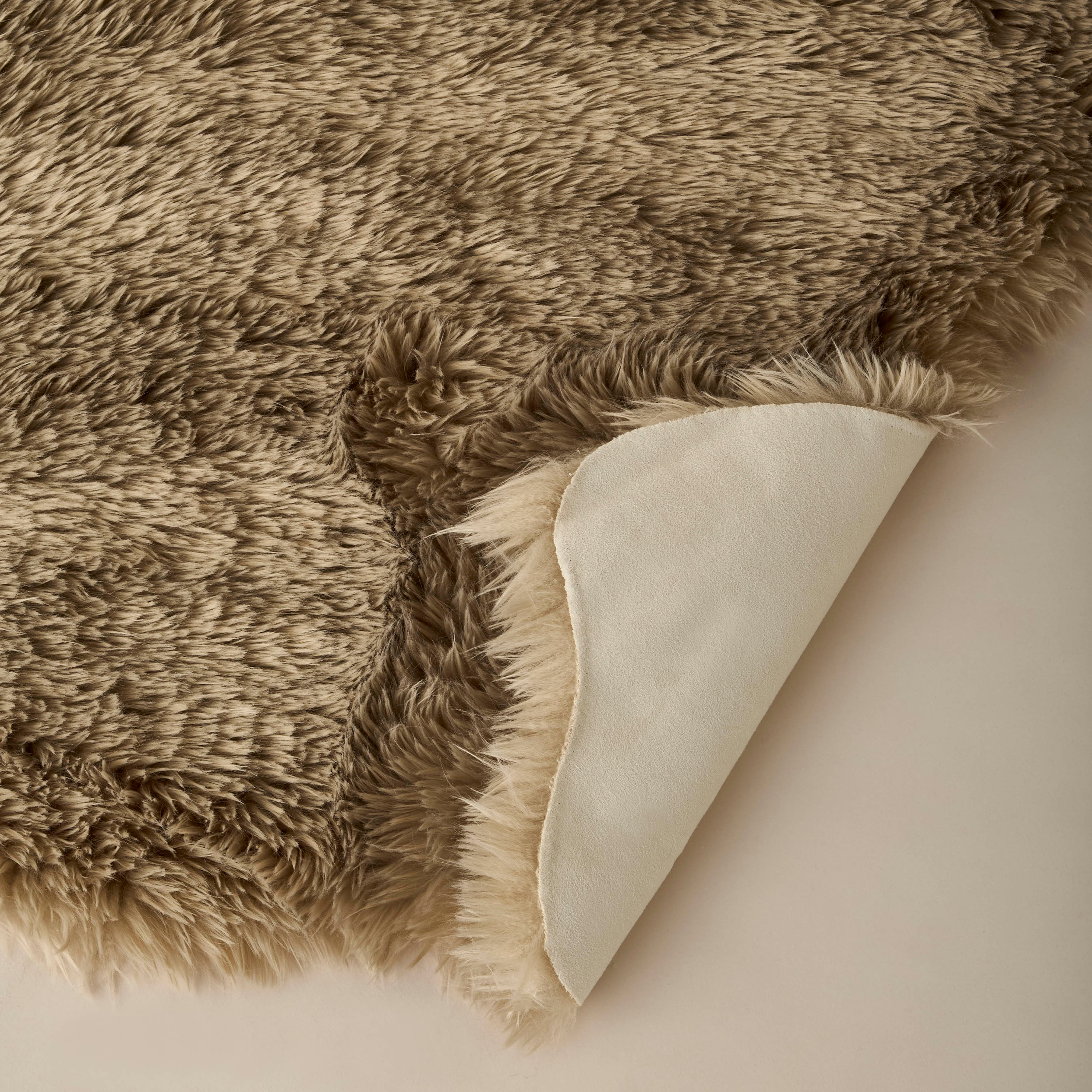 Faux Fur Rug - 90x165 cm-household-rugsandcarpets-rugs-image-4