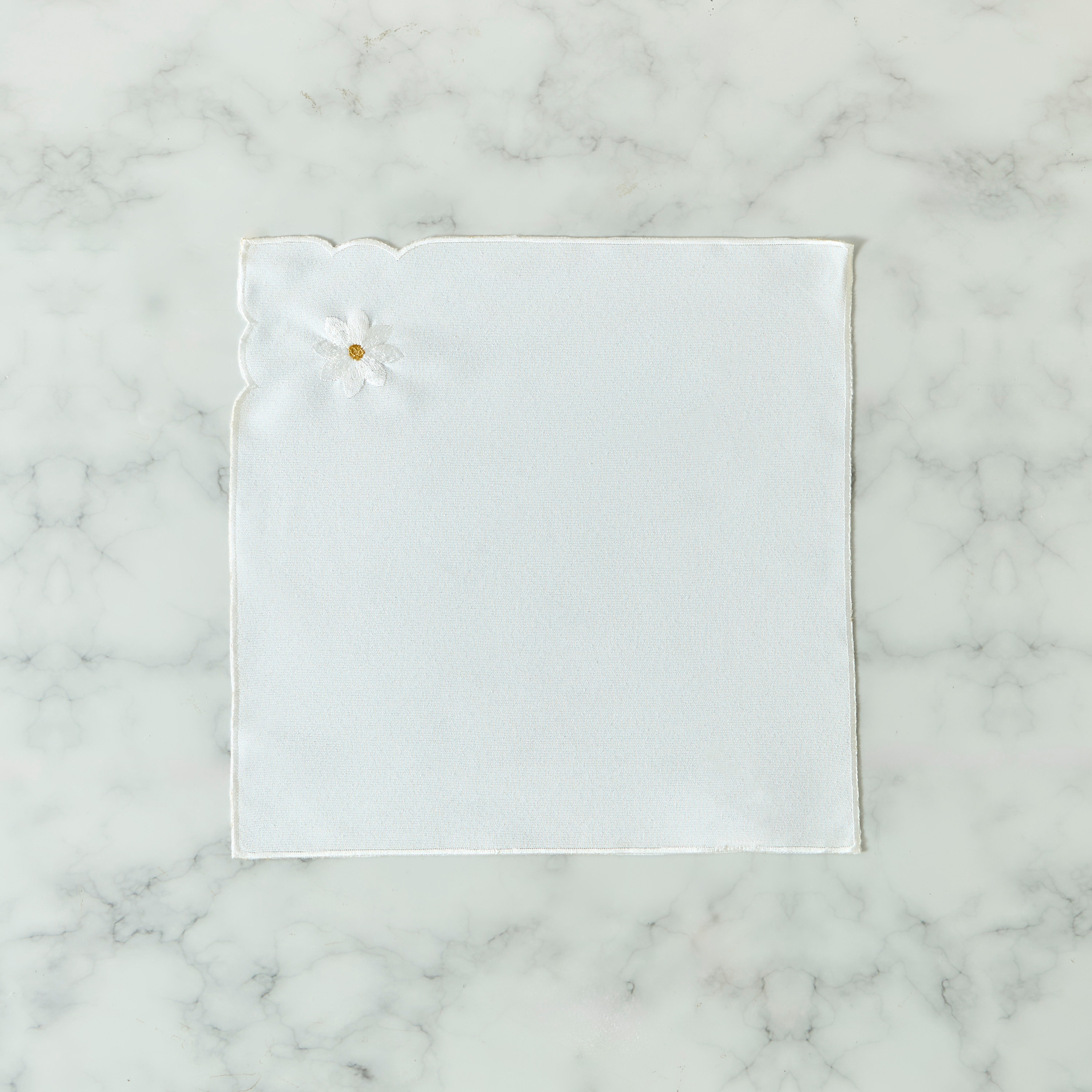 Daisy Embroidered 4-Piece Napkin Set - 45x45 cms-household-dining-tablelinen-napkinsandaccessories-image-3