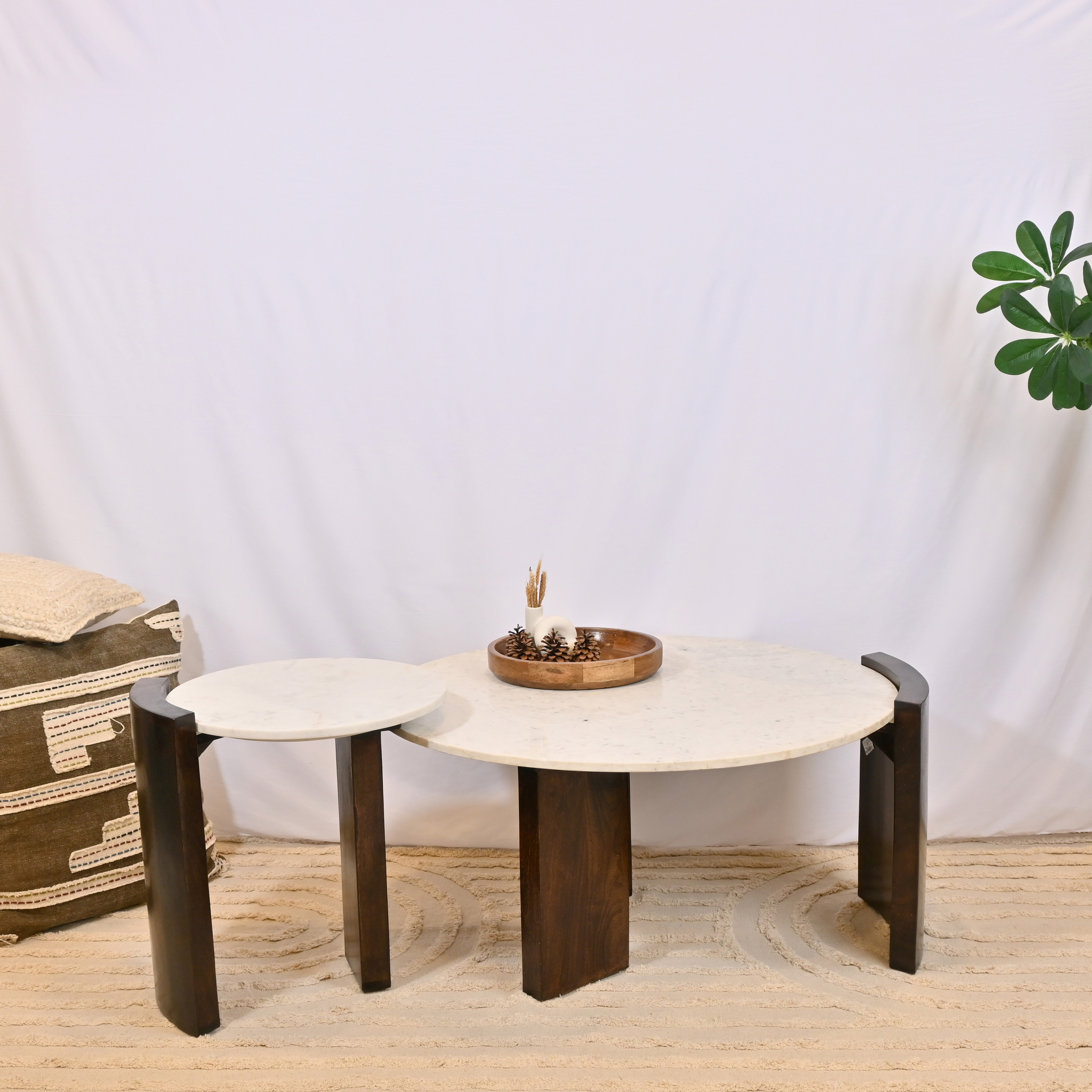 طاولة قهوة مستديرة بسطح خشبي من لايف ستايل - 45×55 سم-furniture-livingroom-coffeetables-image-6