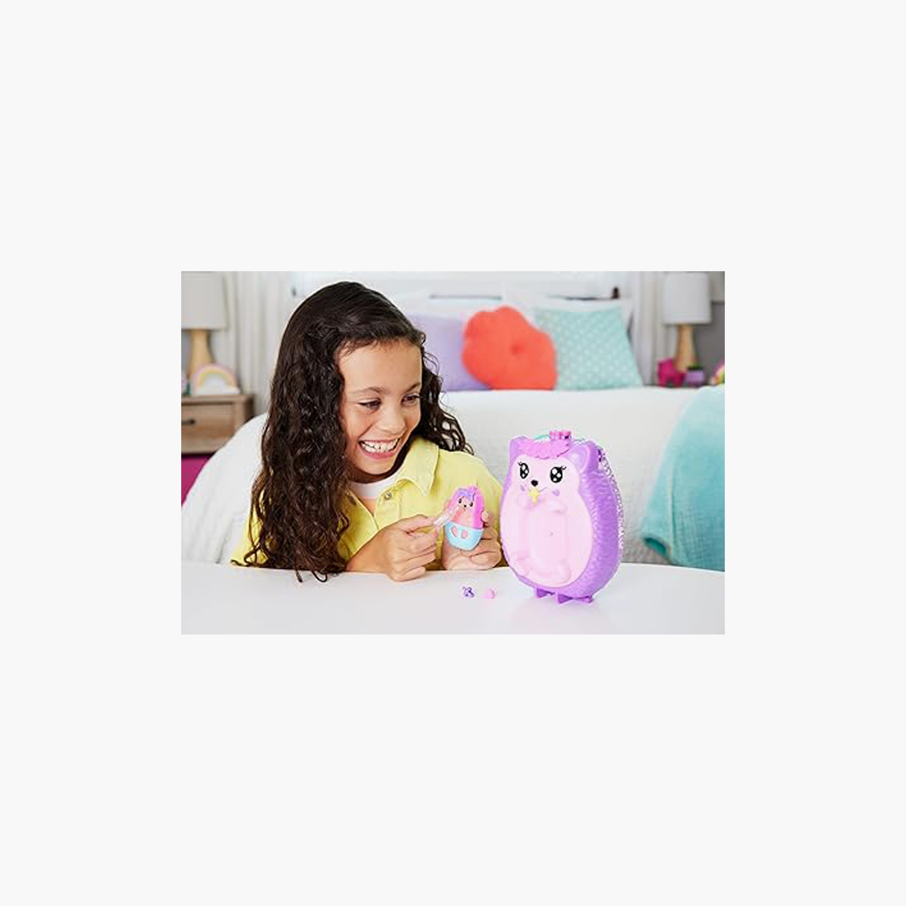 Polly Pocket 2-in-1 Travel Toy with 2 Micro Dolls and 16 Accessories-toys-dollsandplaysets-dollplaysets-image-2