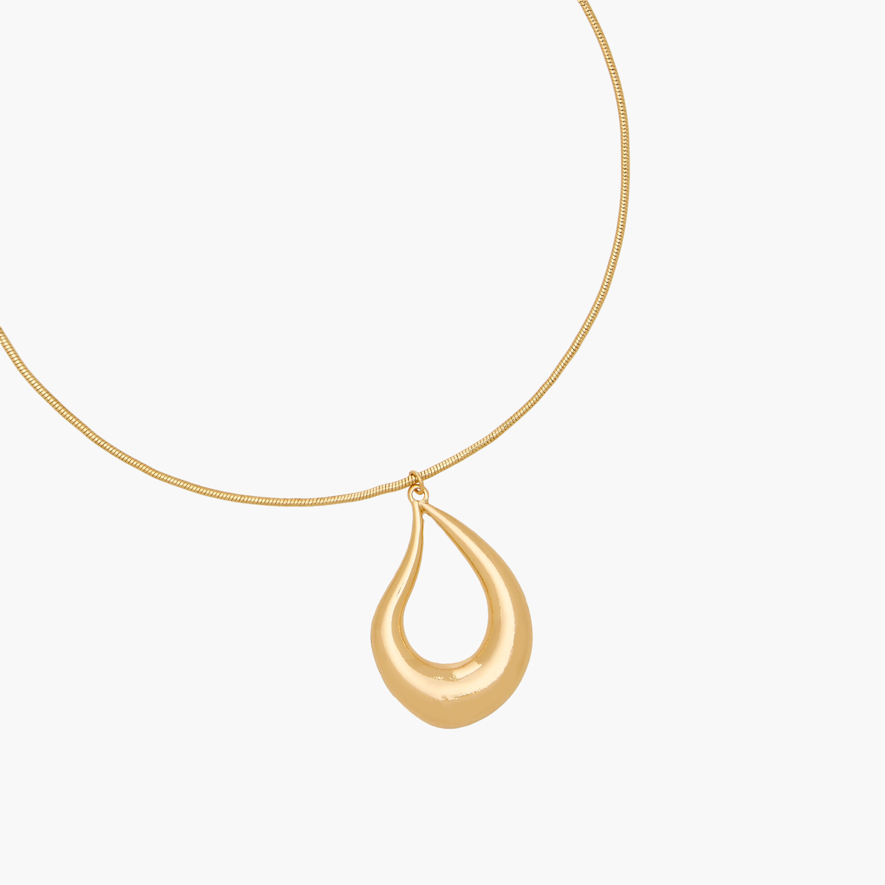 عقد بلون ذهبي وبدلاية قطرة-women-watchesandjewellery-jewellery-necklacesandpendants-image-2
