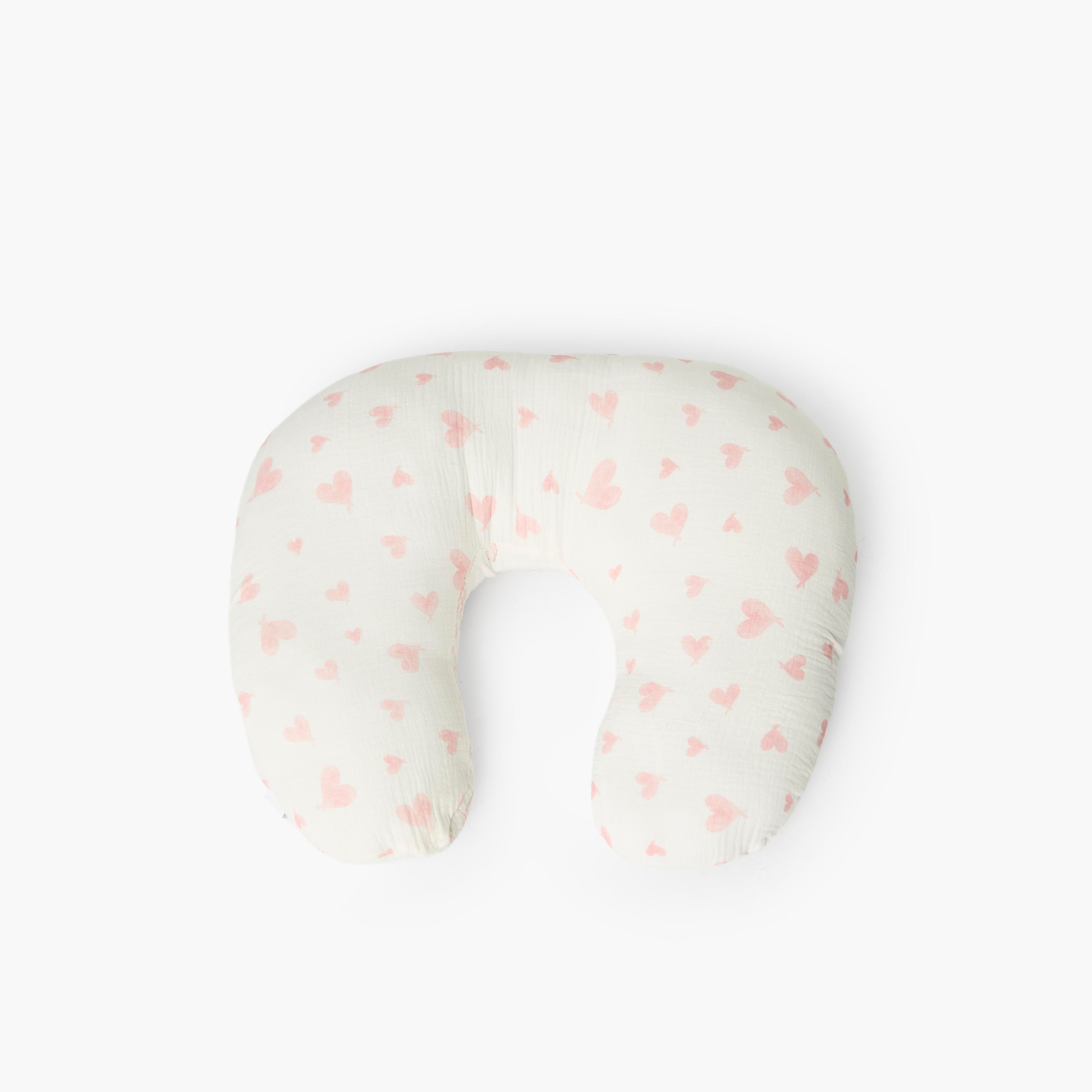 Juniors Heart Print Feeding Pillow-baby-nursery-babybedding-image-2