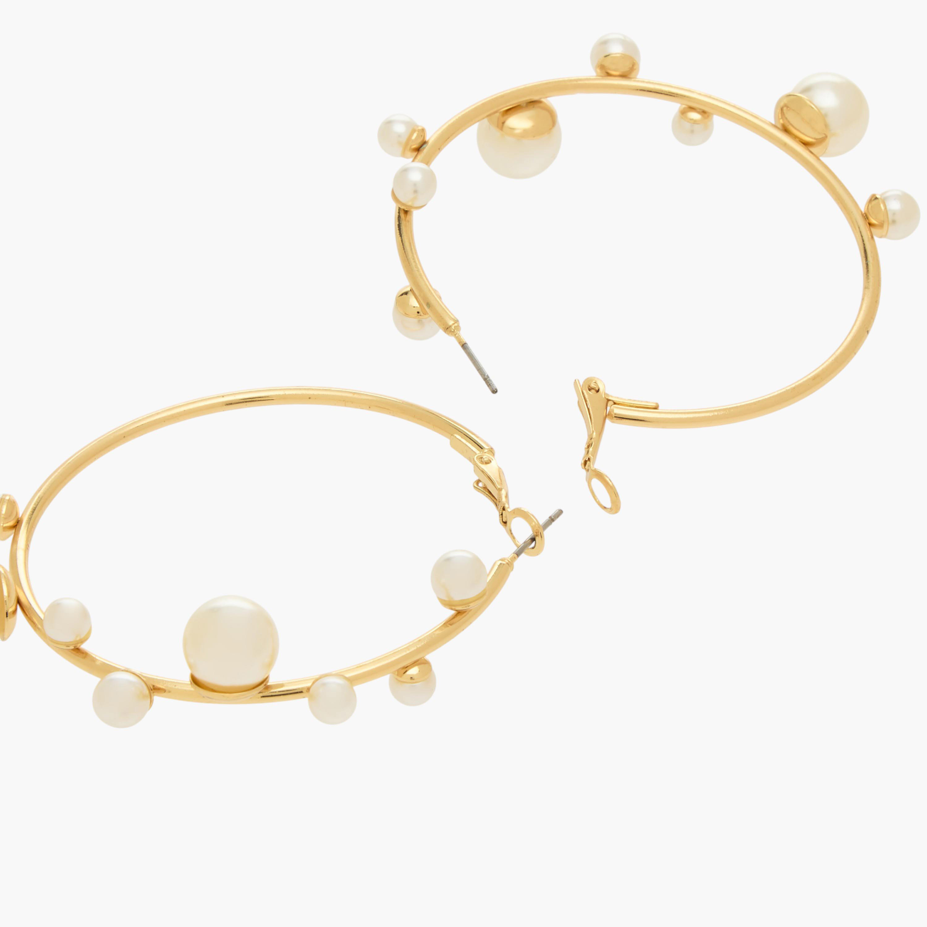 حلق طوق مزين باللؤلؤ بلون ذهبي ومشبك إغلاق-women-watchesandjewellery-jewellery-earrings-image-3