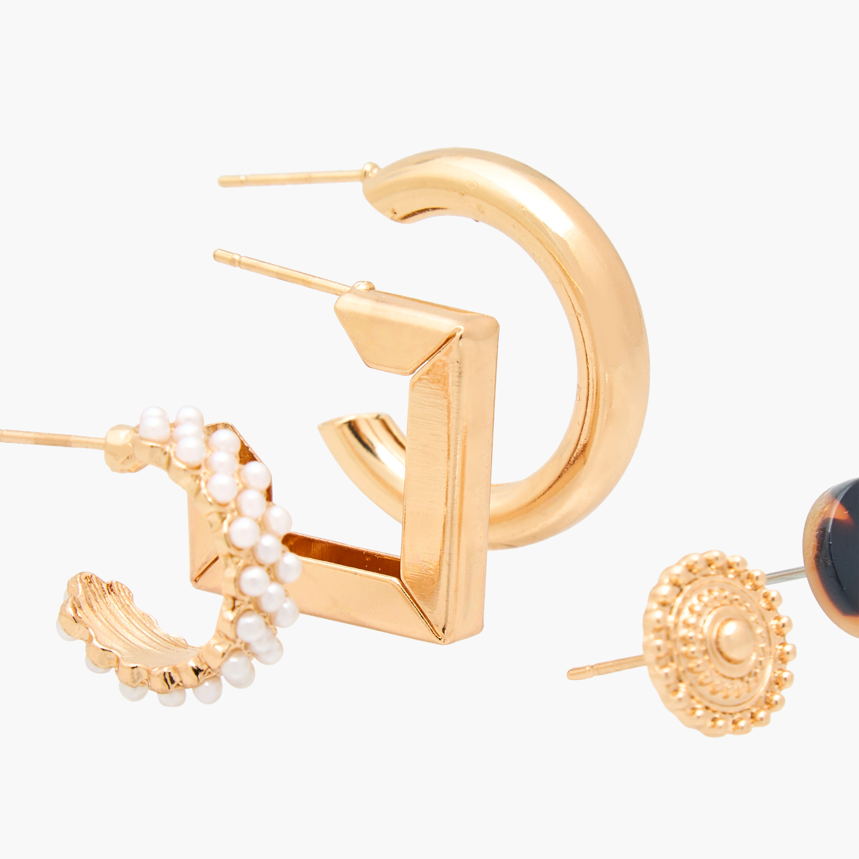 حلقان متنوعة معدن بمكبس إغلاق خلفي - عبوة 6 قطع-women-watchesandjewellery-jewellery-earrings-image-3