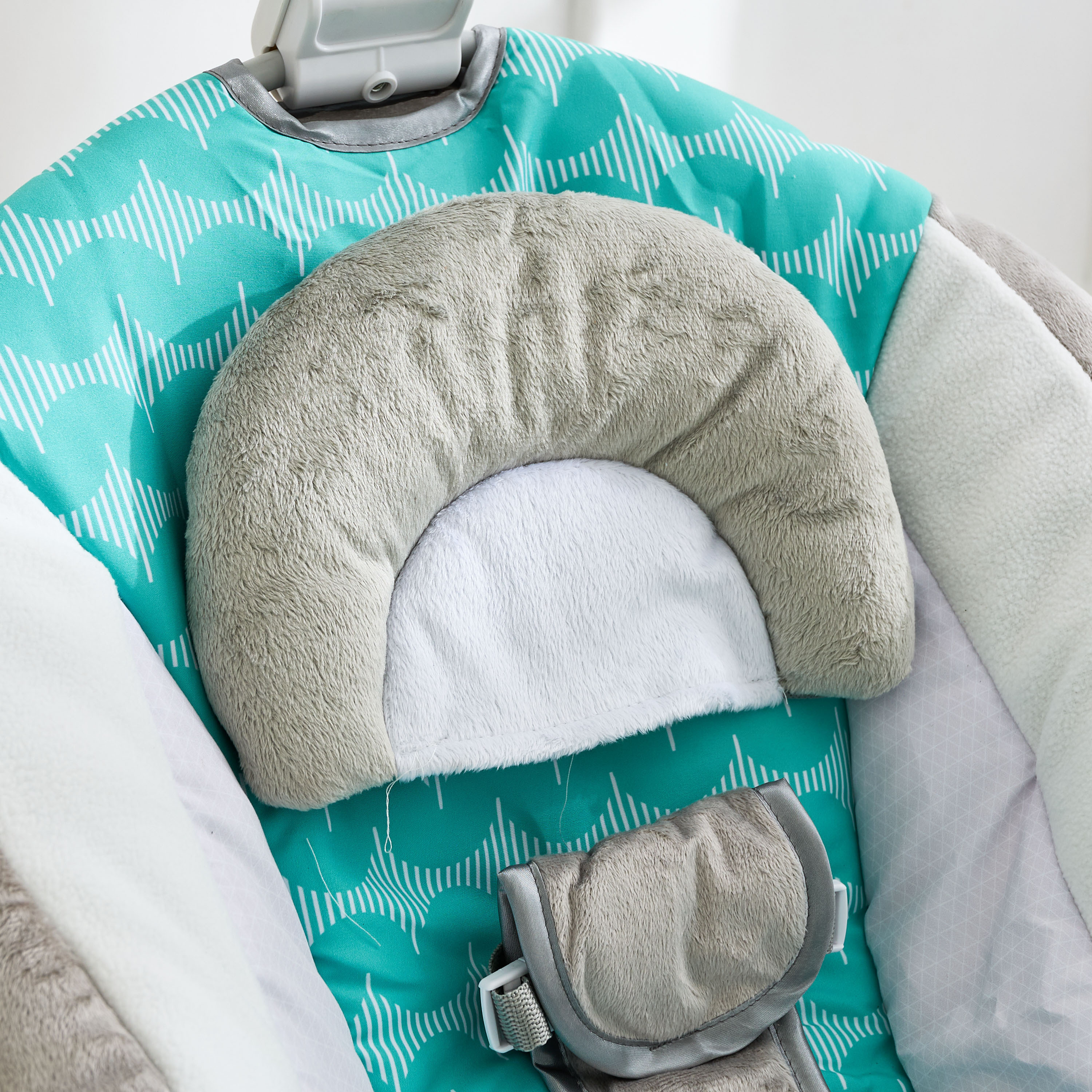 Little Bloomers Erik Reclining Rocker with Hanging Toys-baby-infantactivity-rockers-image-6