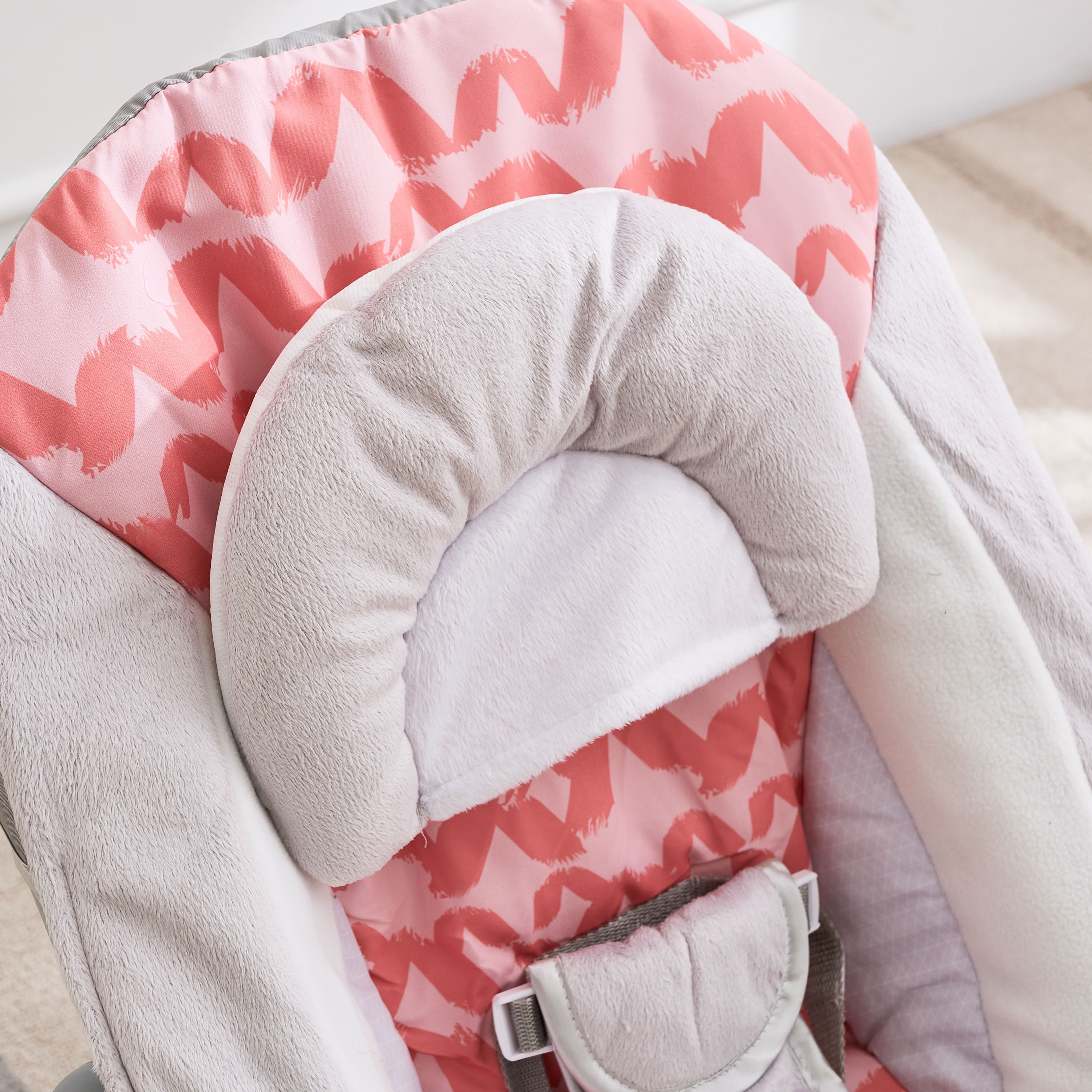 Little Bloomers Emmie Reclining Rocker with Hanging Toys-baby-infantactivity-rockers-image-8