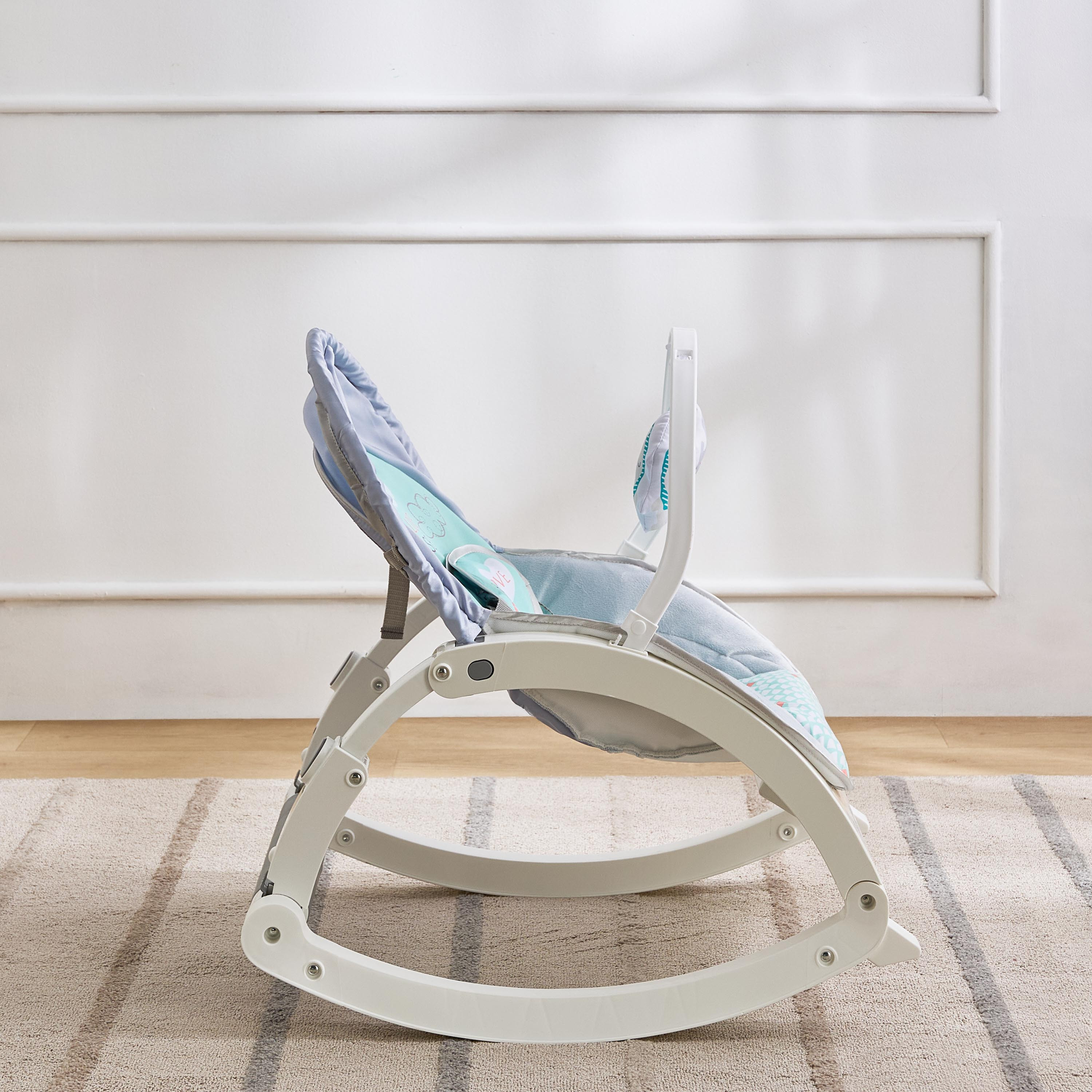 Little Bloomers Gia 2-in-1 Feeding and Rocking Chair-baby-infantactivity-rockers-image-3