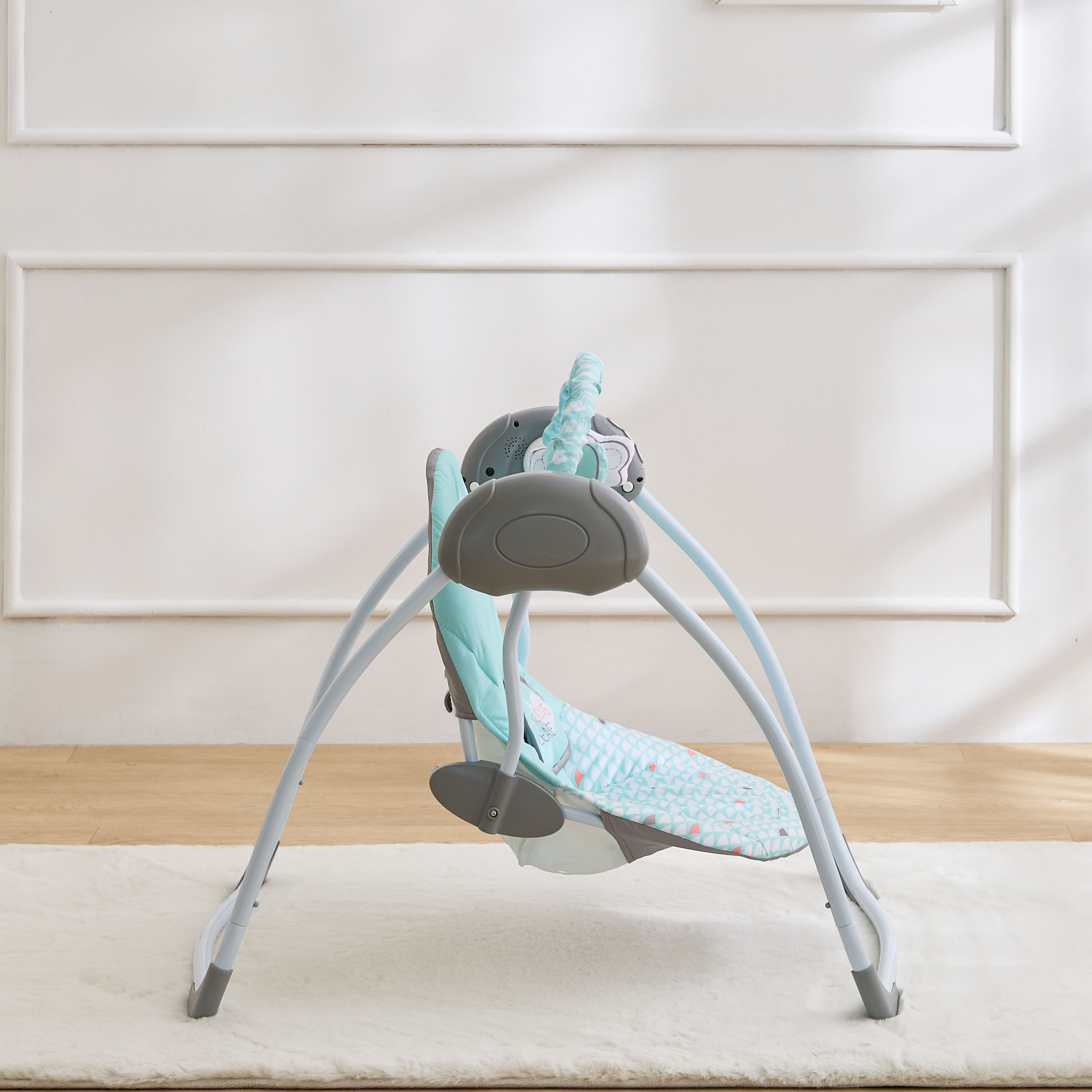 أرجوحة تلقائية مع ألعاب معلقة كيرو من ليتل بلومرز-baby-infantactivity-swings-image-4