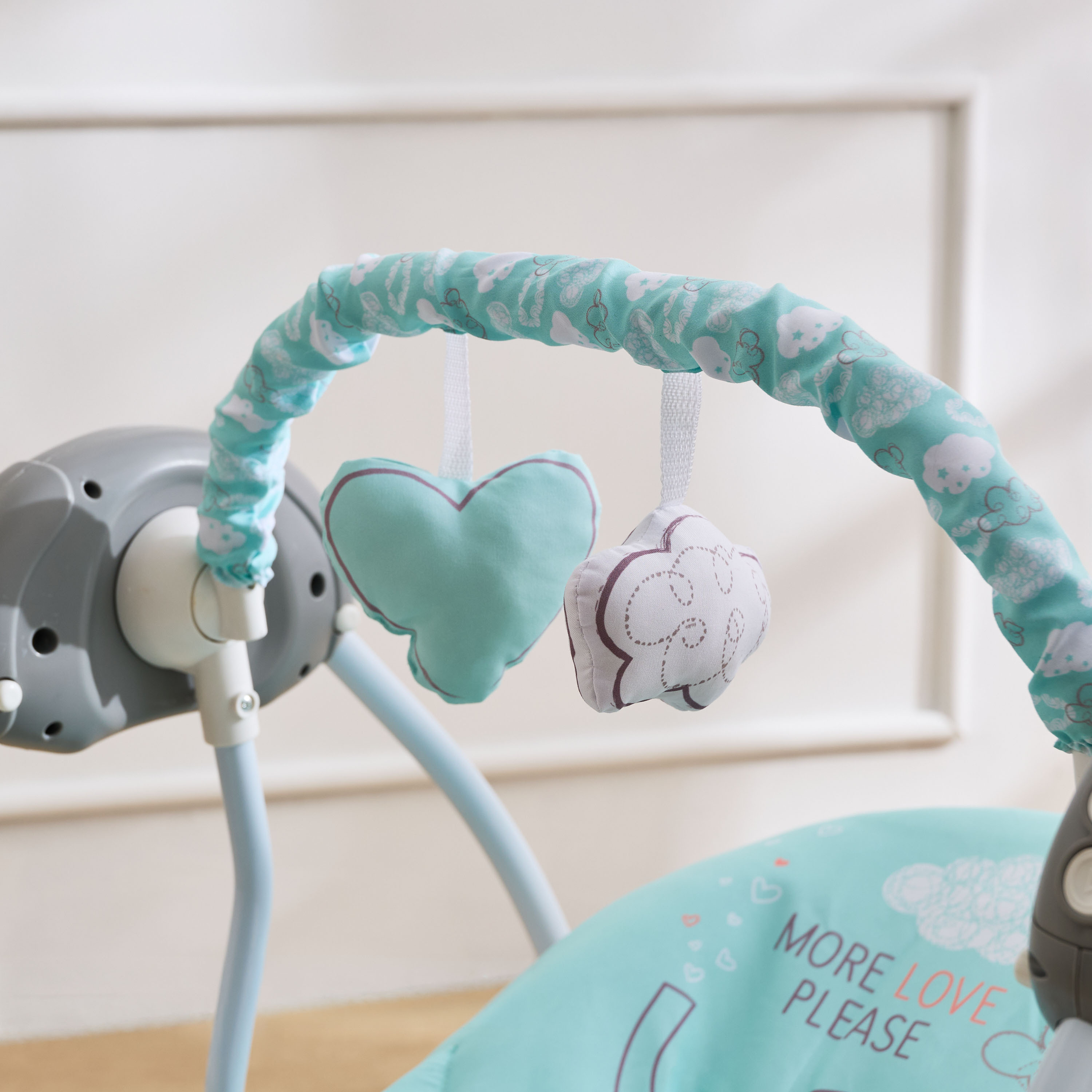 أرجوحة تلقائية مع ألعاب معلقة كيرو من ليتل بلومرز-baby-infantactivity-swings-image-7