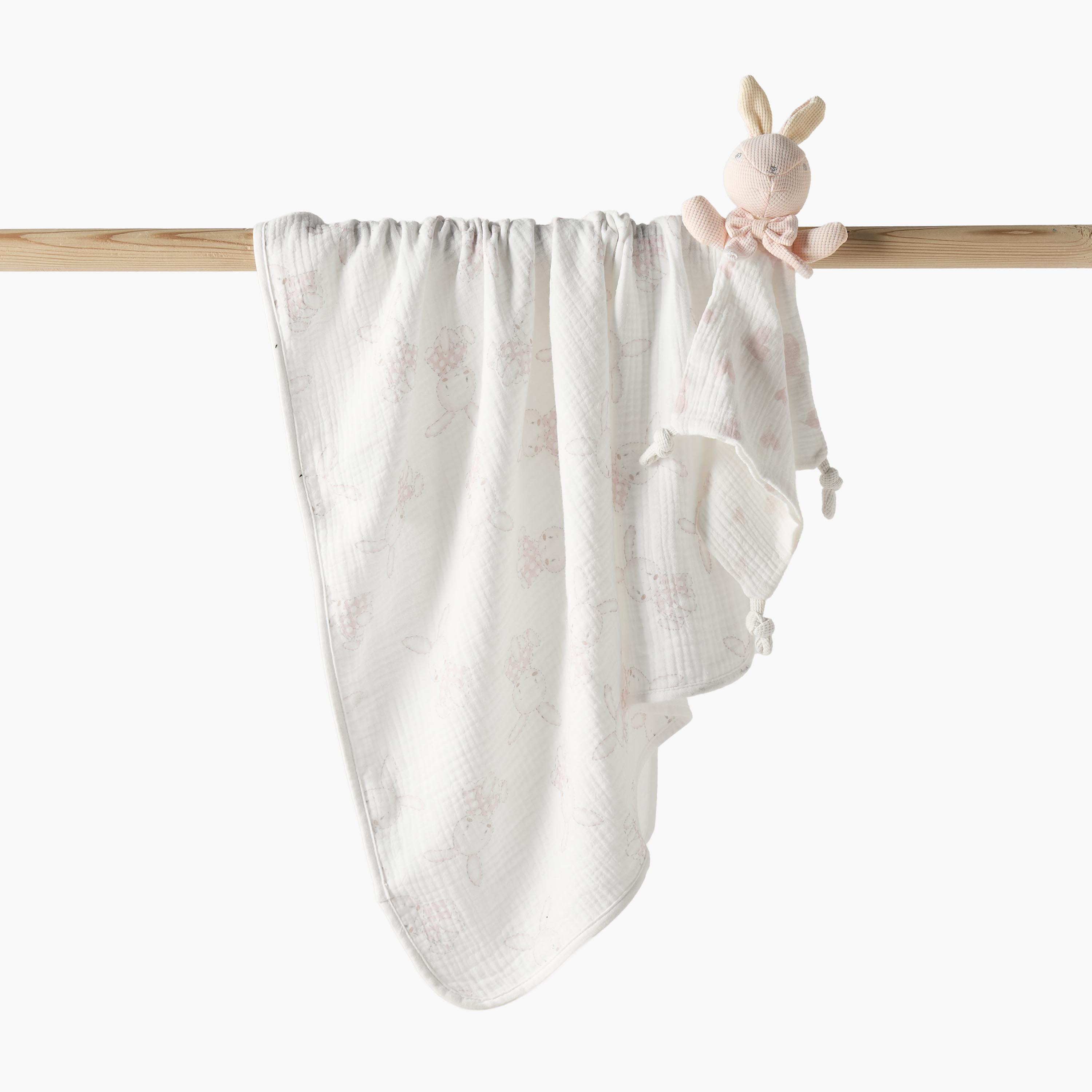 طقم بطانيات موسلين من جونيورز-baby-nursery-blanketsandswaddles-blanketsandquilts-image-1