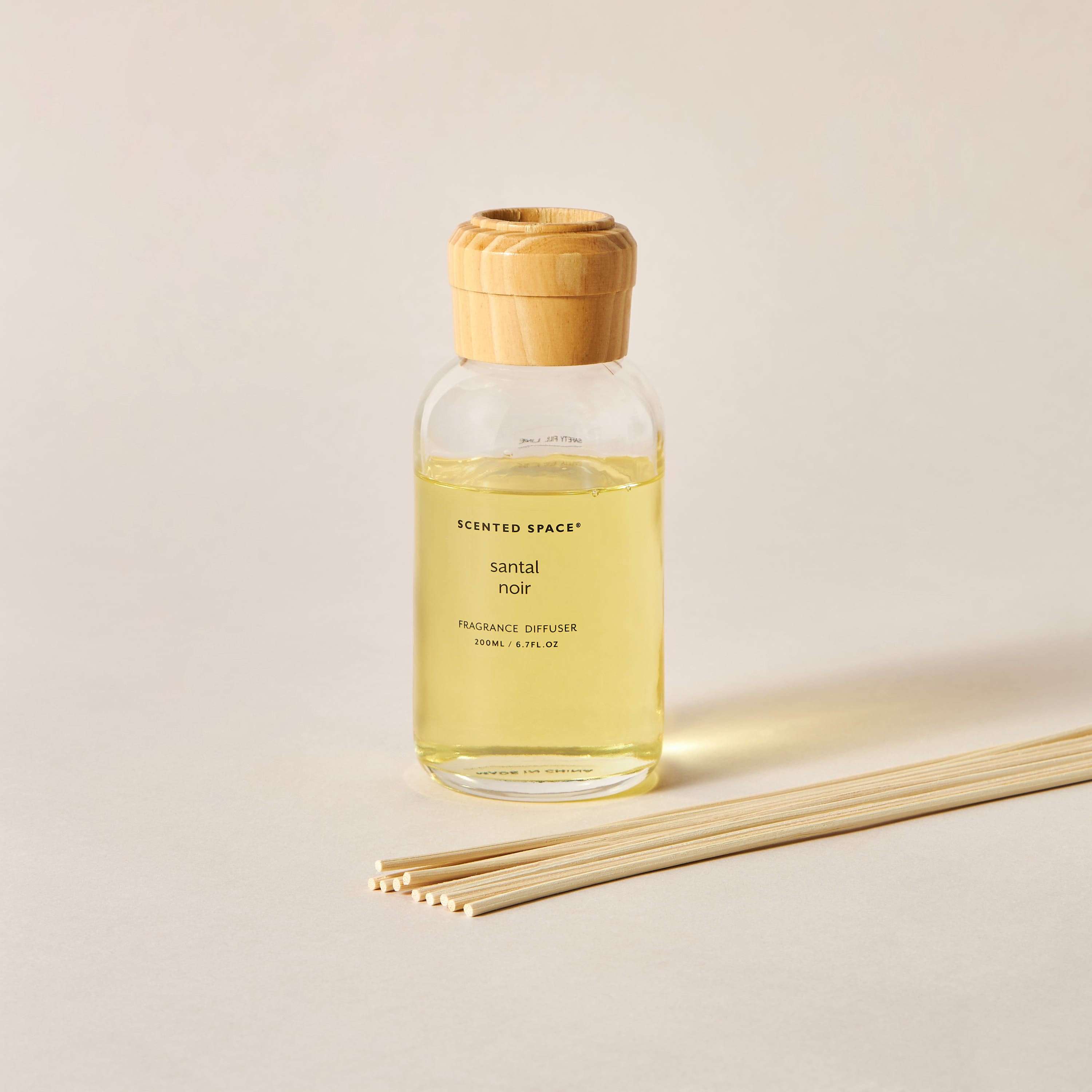 Scented Space Amberian Woods Reed Diffuser - 200 ml-household-homefragrance-reeddiffusers-image-3