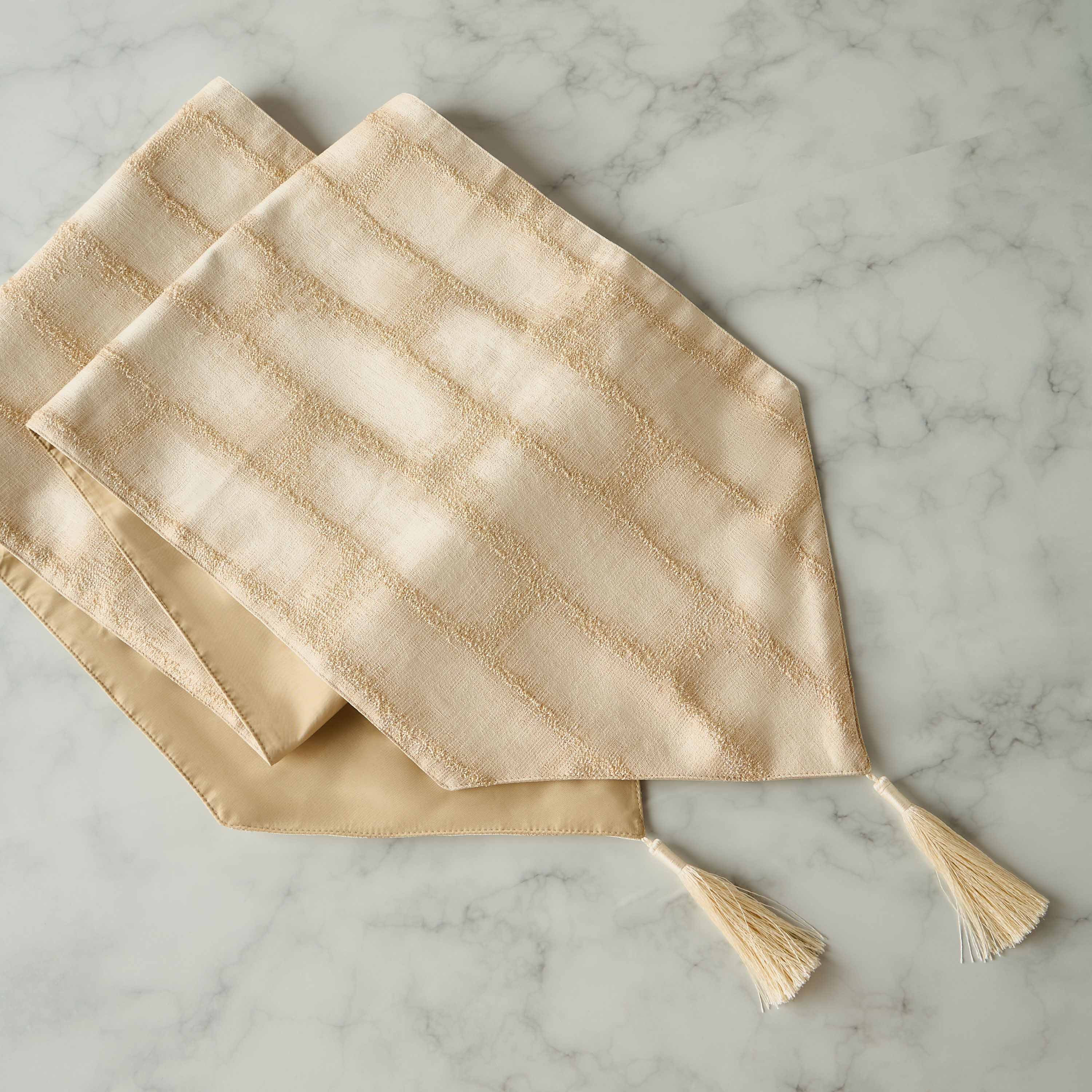 Shah Table Runner with Tassel Accent - 260x33 cms-household-dining-tablelinen-runnersandtablecovers-image-3