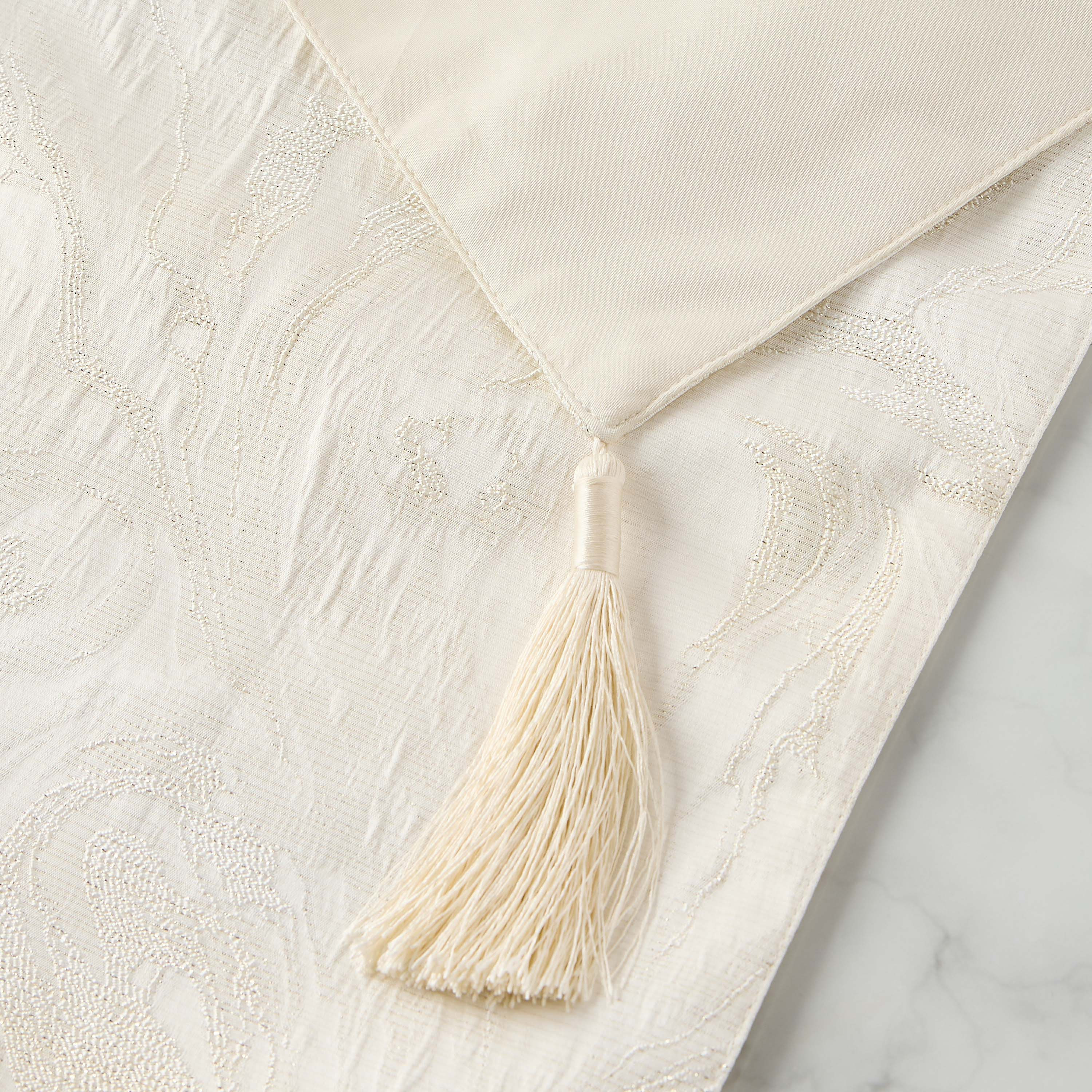 Simsar Textured Table Runner - 180x33 cms-household-dining-tablelinen-runnersandtablecovers-image-4