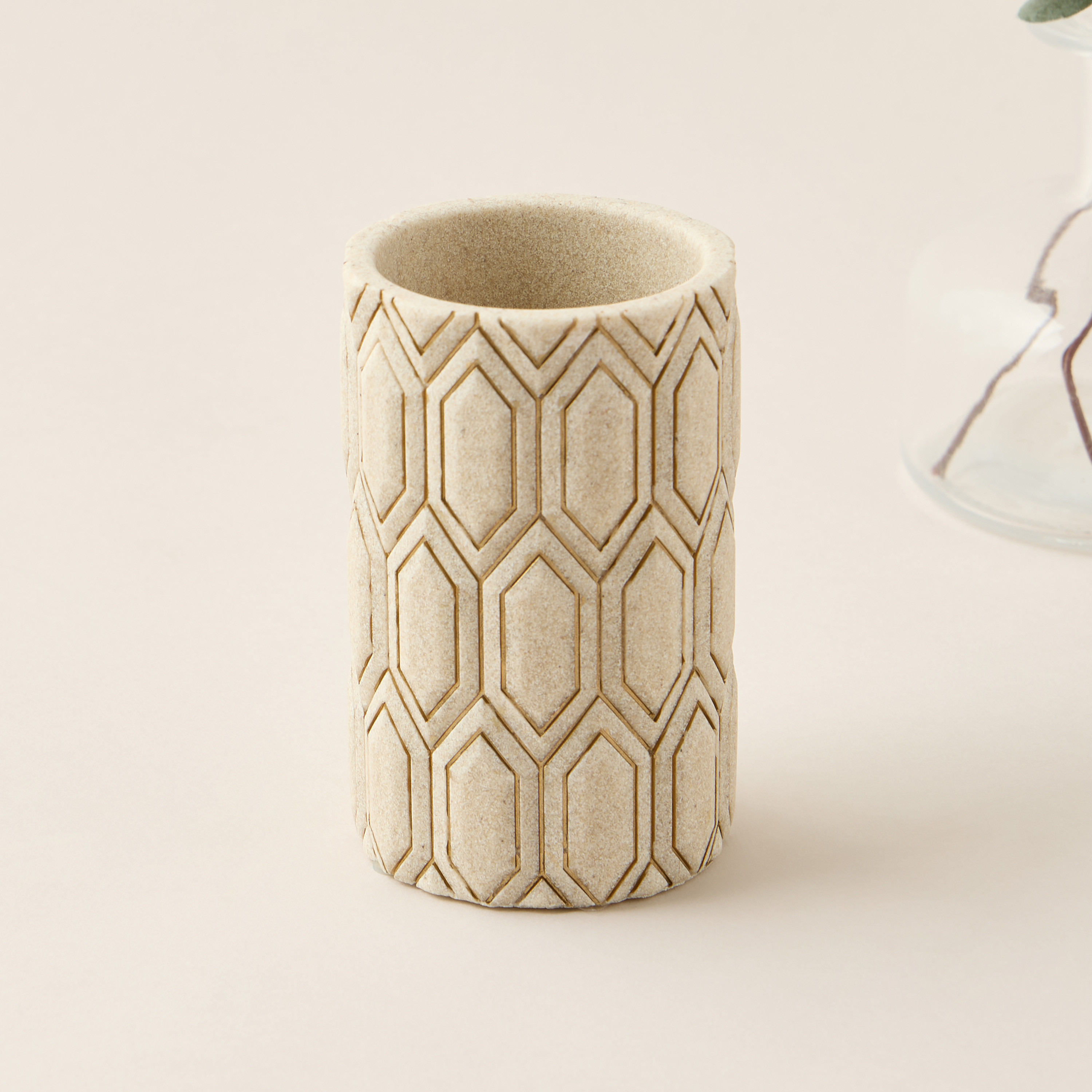 Darwaza Geometric Textured Tumbler-household-bathandlaundry-bathaccessories-toothbrushholdersandtumblers-image-2