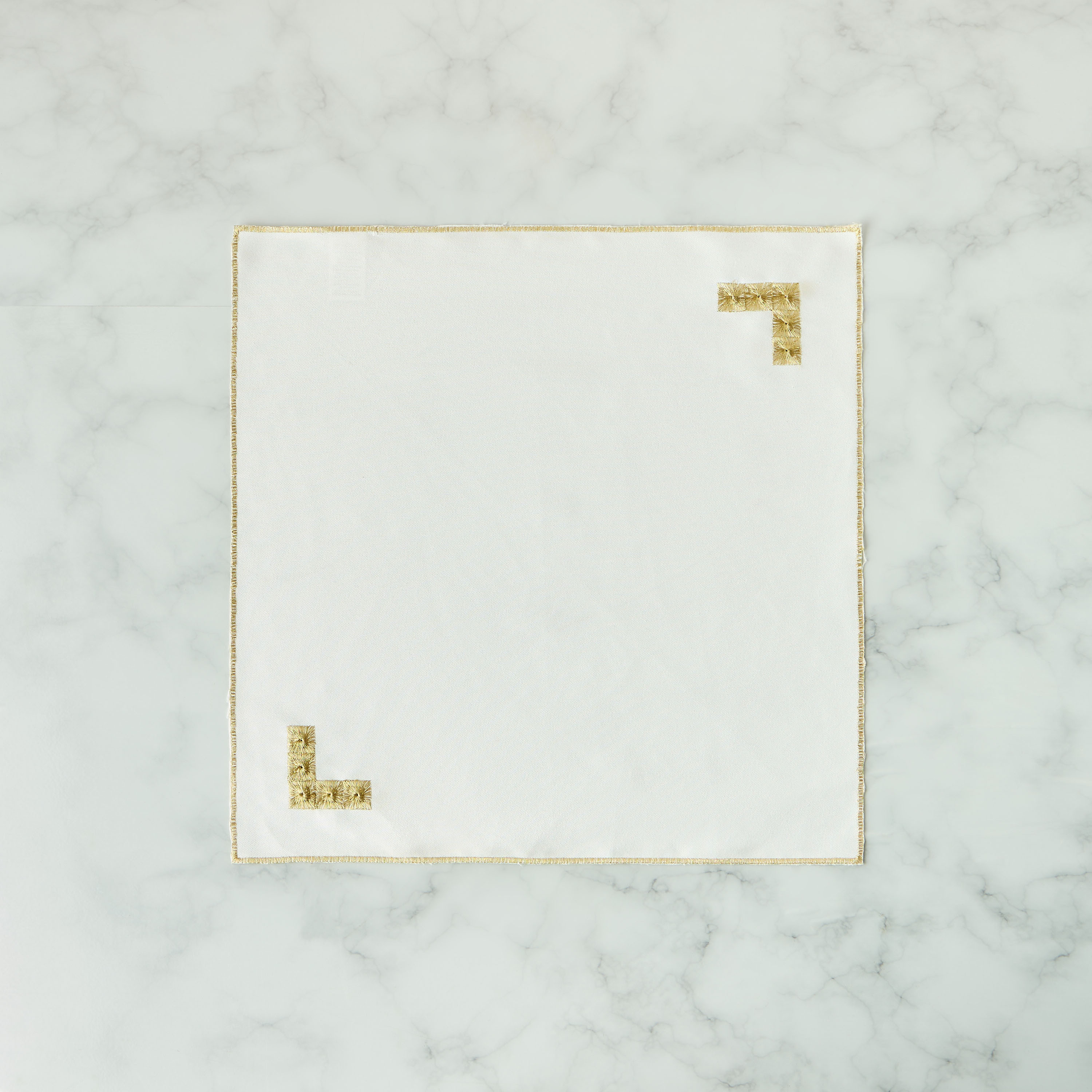 Nomad Luxe 4-Piece Embroidered Napkin Set - 43x43 cms-household-dining-tablelinen-napkinsandaccessories-image-3
