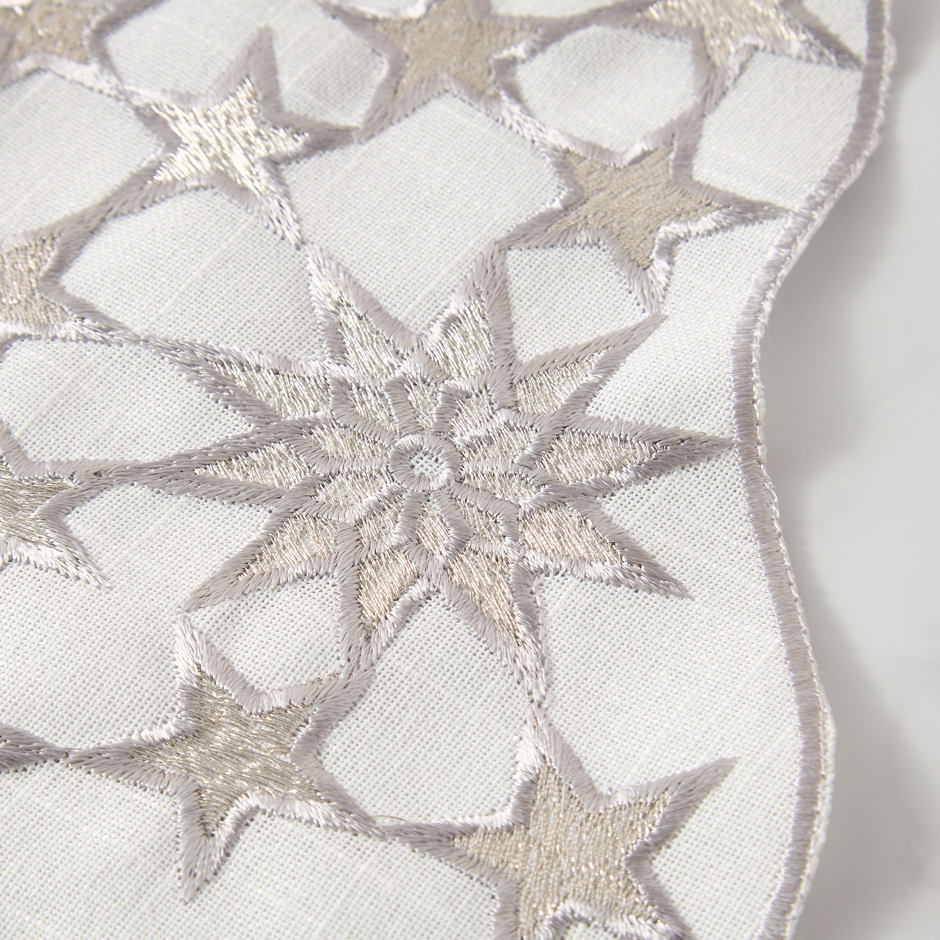 Noor 4-Piece Embroidered Placemat Set - 30x45 cms-household-dining-tablelinen-placemats-image-3