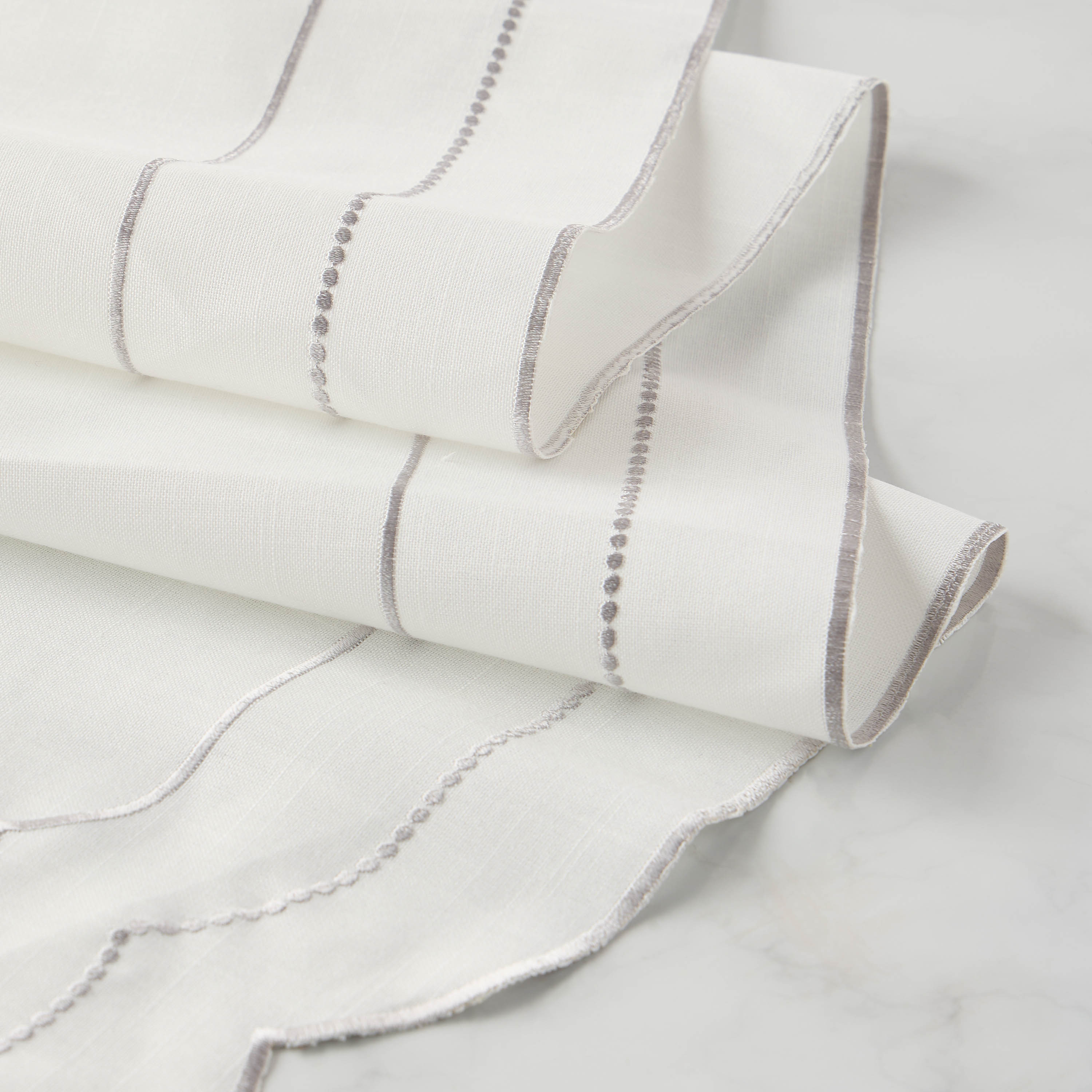 Noor Door Embroidered Table Runner - 180x33 cms-household-dining-tablelinen-runnersandtablecovers-image-2