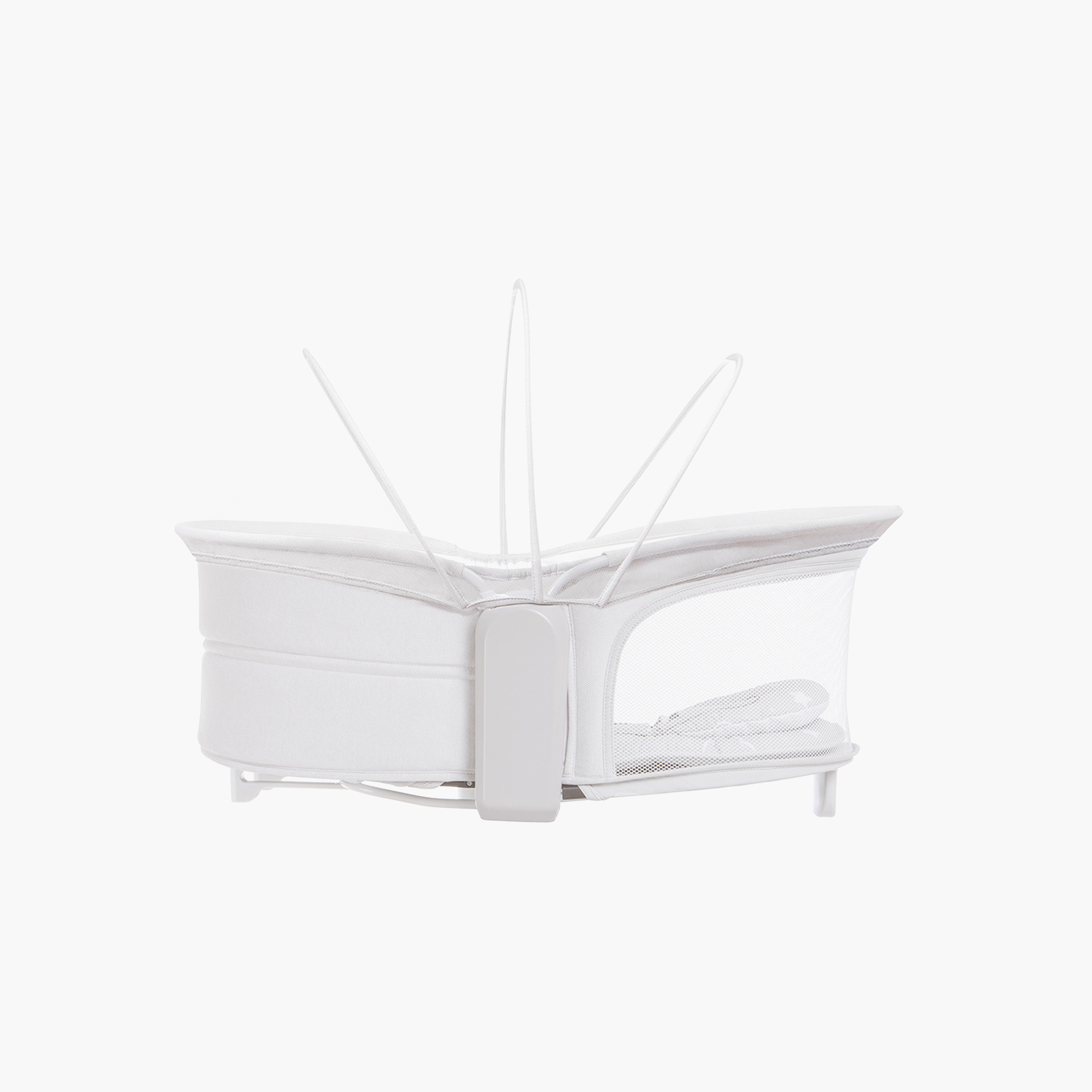 كرسي أطفال مع شبكة ناموسية ليو من ماستيلا - 44x60x74 سم-baby-nursery-furniture-cribsandbeds-bassinets-image-4