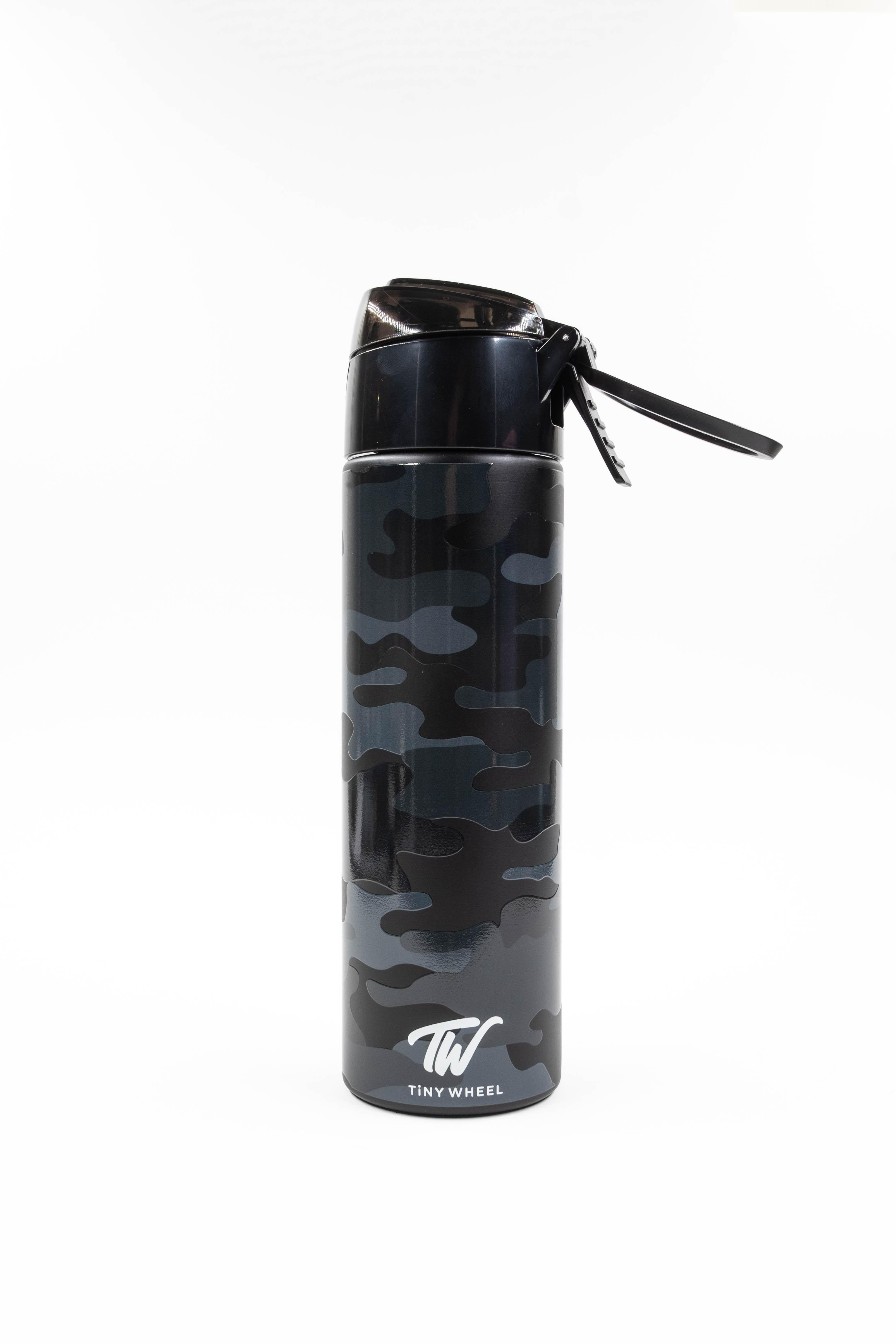 Tiny Wheels Spray Stainless Steel Water Bottle - 600 ml - Camouflage-school-waterbottles-image-2