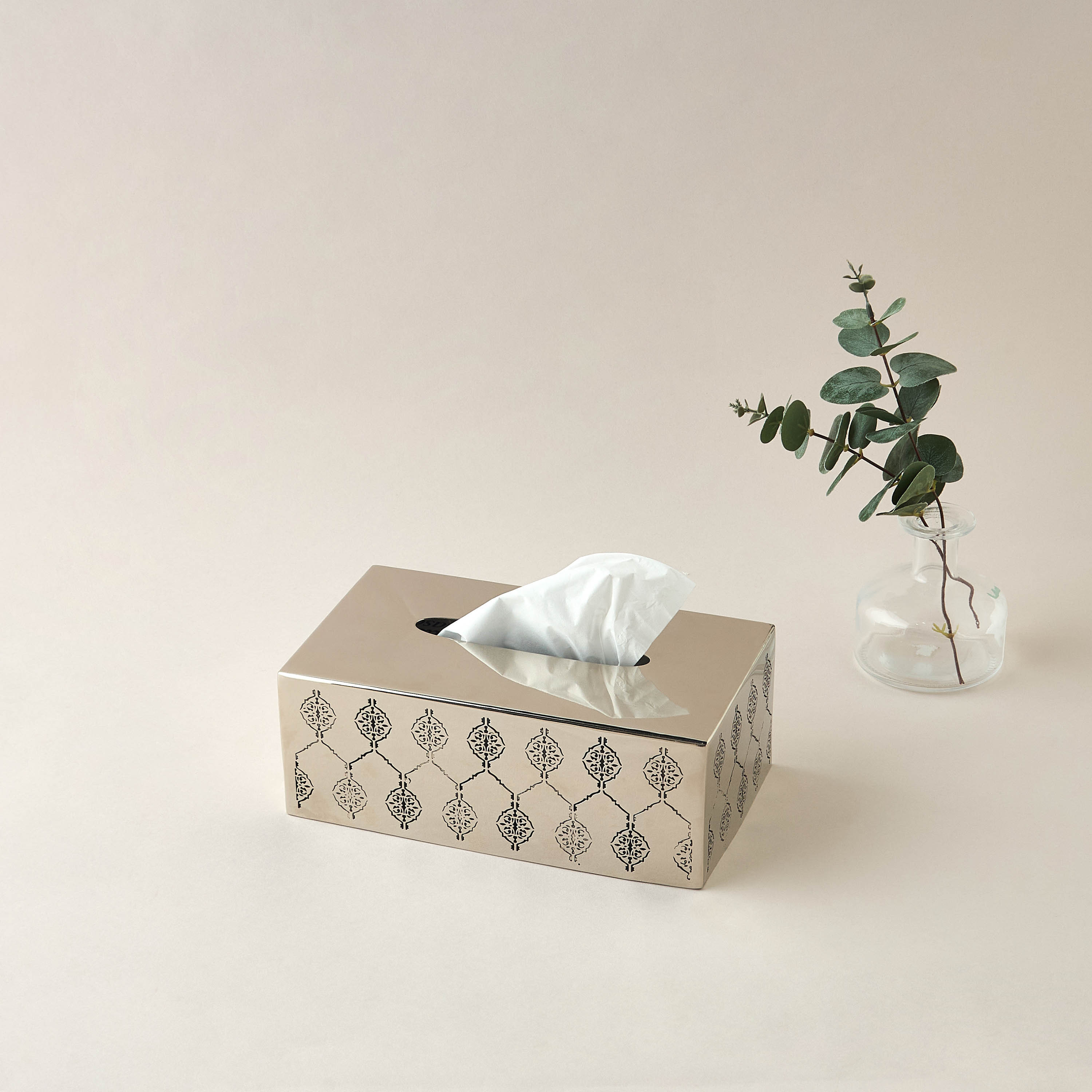 Marakkech Cutout Detail Tissue Holder-household-bathandlaundry-bathaccessories-tissueboxesandcottonjars-image-1