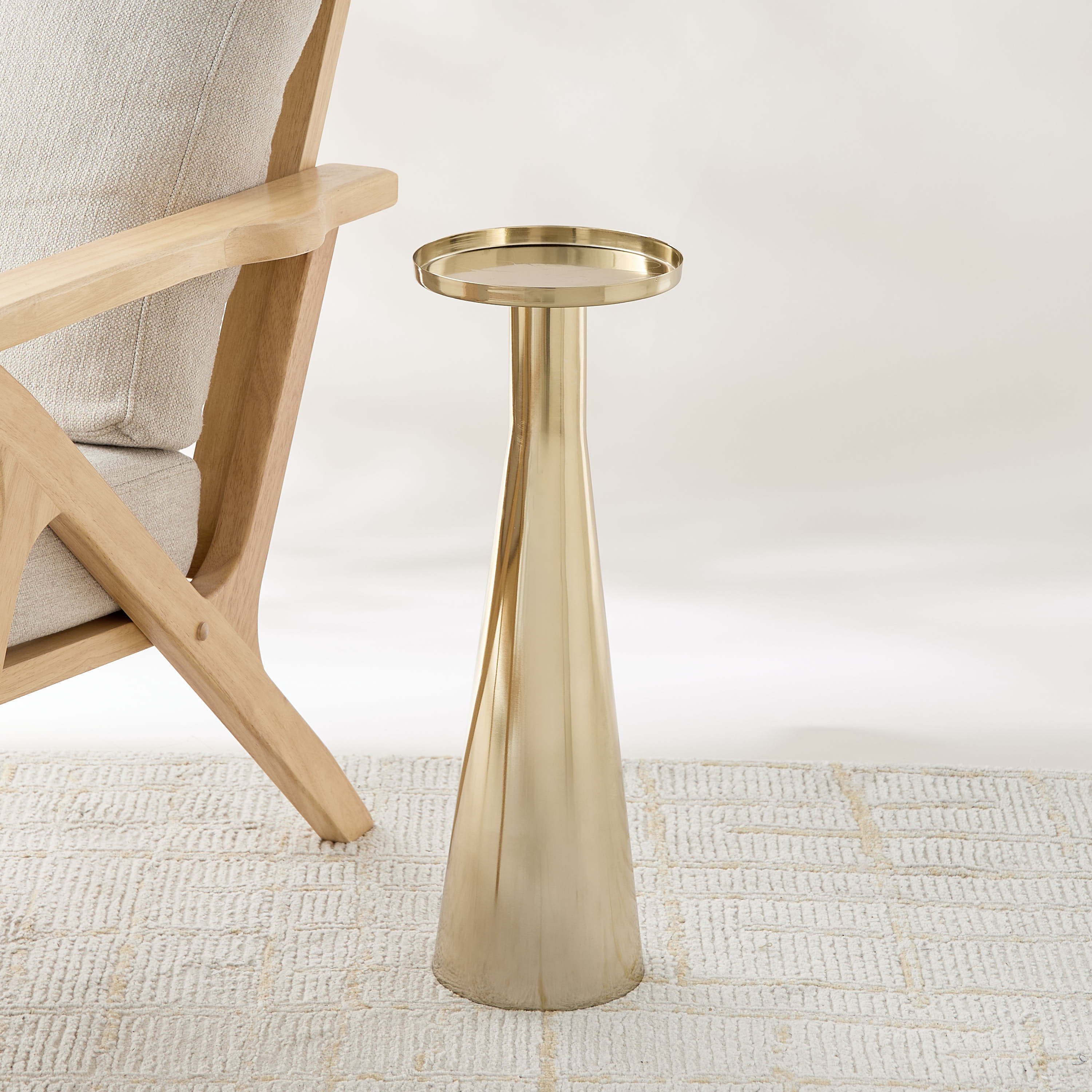 Metal Top Side Table with Pedestal Base - 57 cms-furniture-livingroom-sideandendtables-image-2