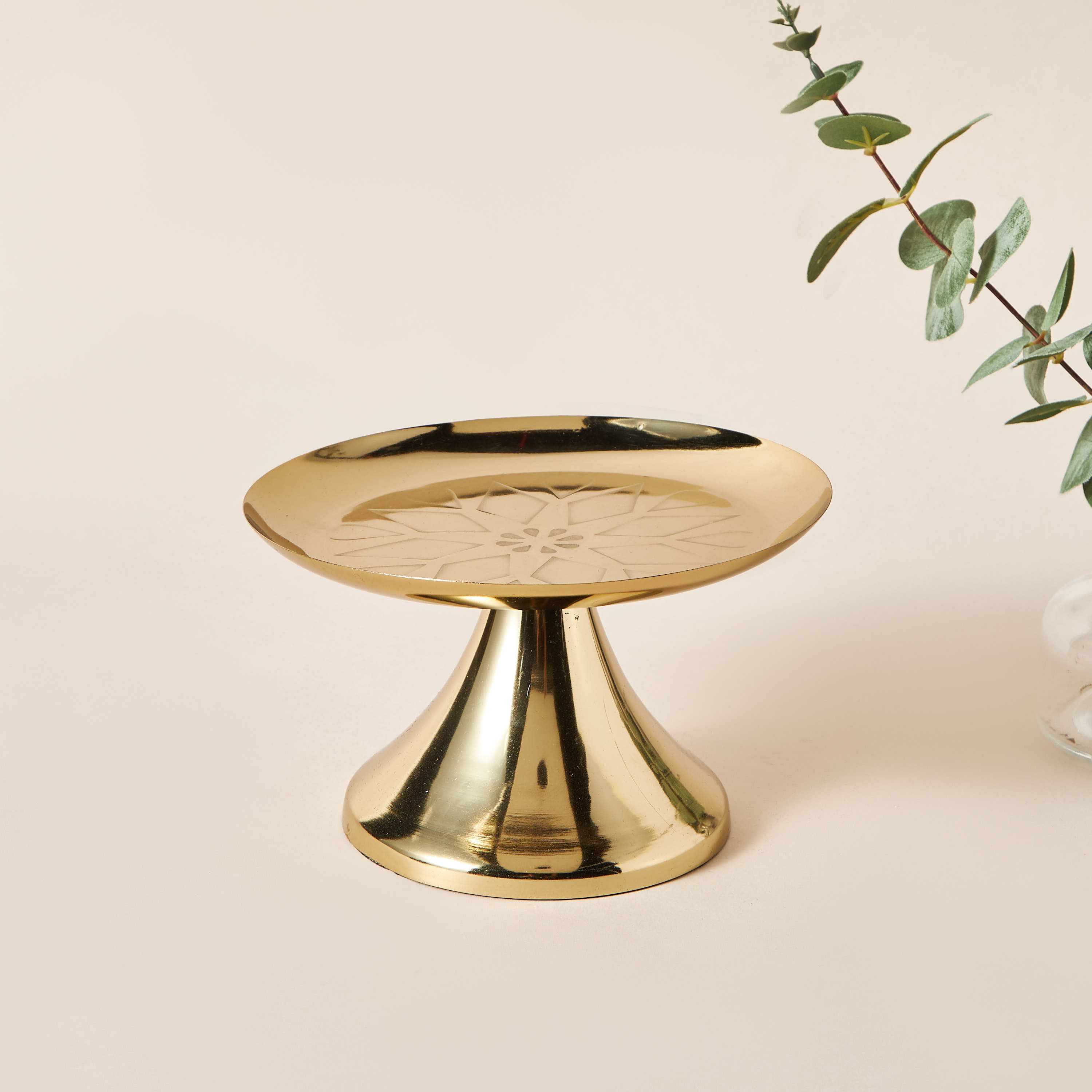Metal Cake Stand - 12 cms-household-dining-serveware-cakestands-image-1
