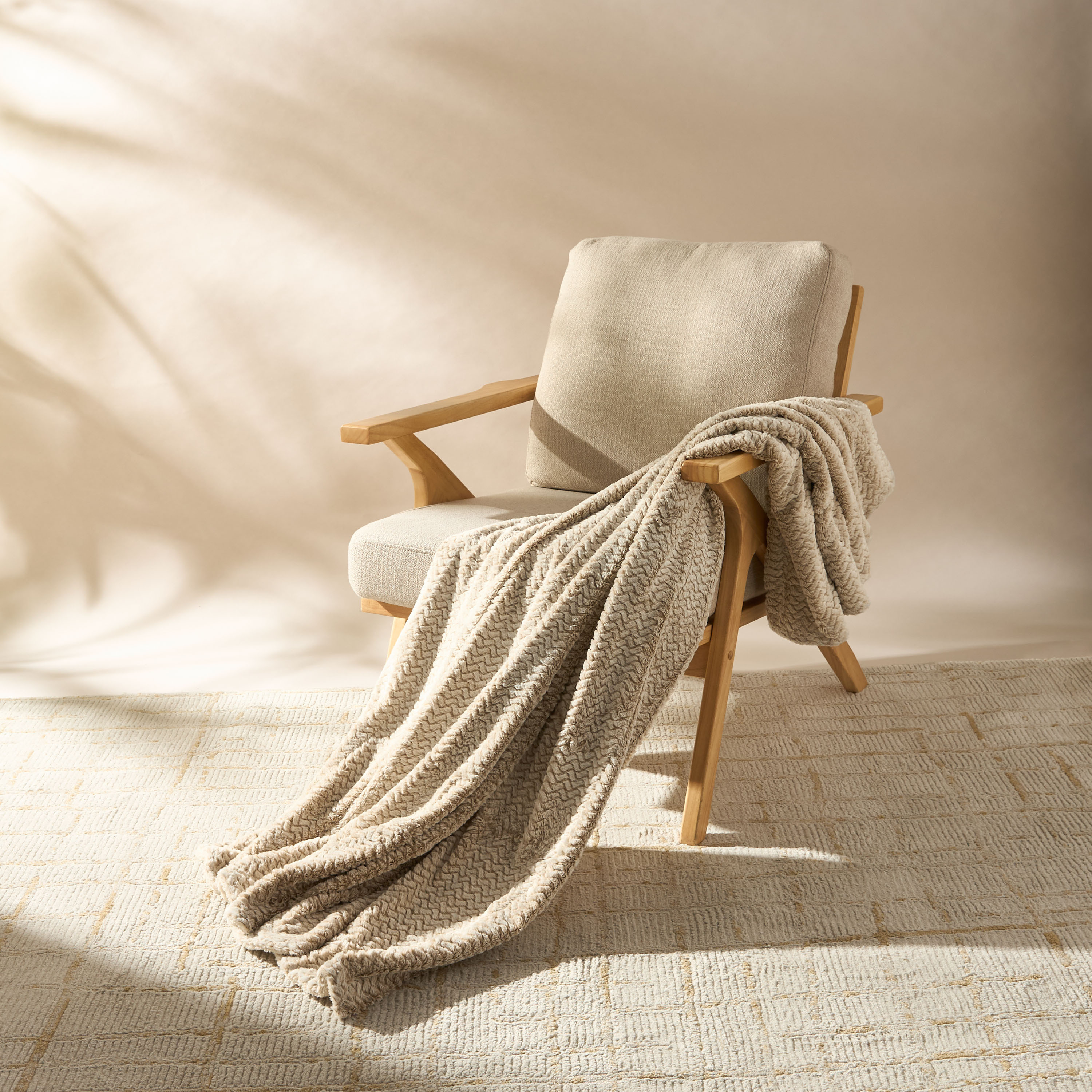 Fur Textured 2-Ply Throw - 200x152 cms-household-cushionsandthrows-throwsandblankets-throws-image-2