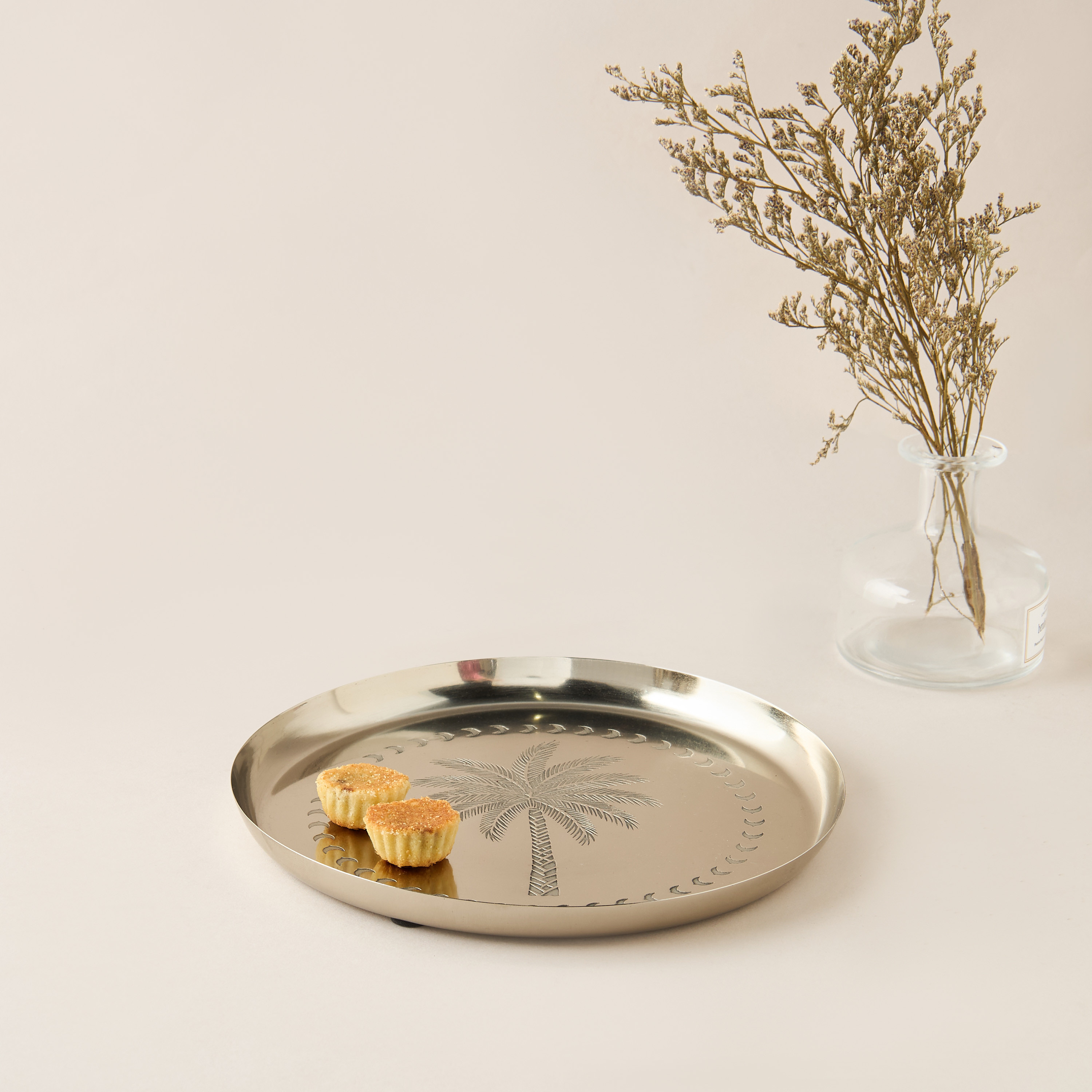 Palm Tree Engraved Metal Decorative Plate - 25x25 cms-household-decor-boxesandtrays-image-2