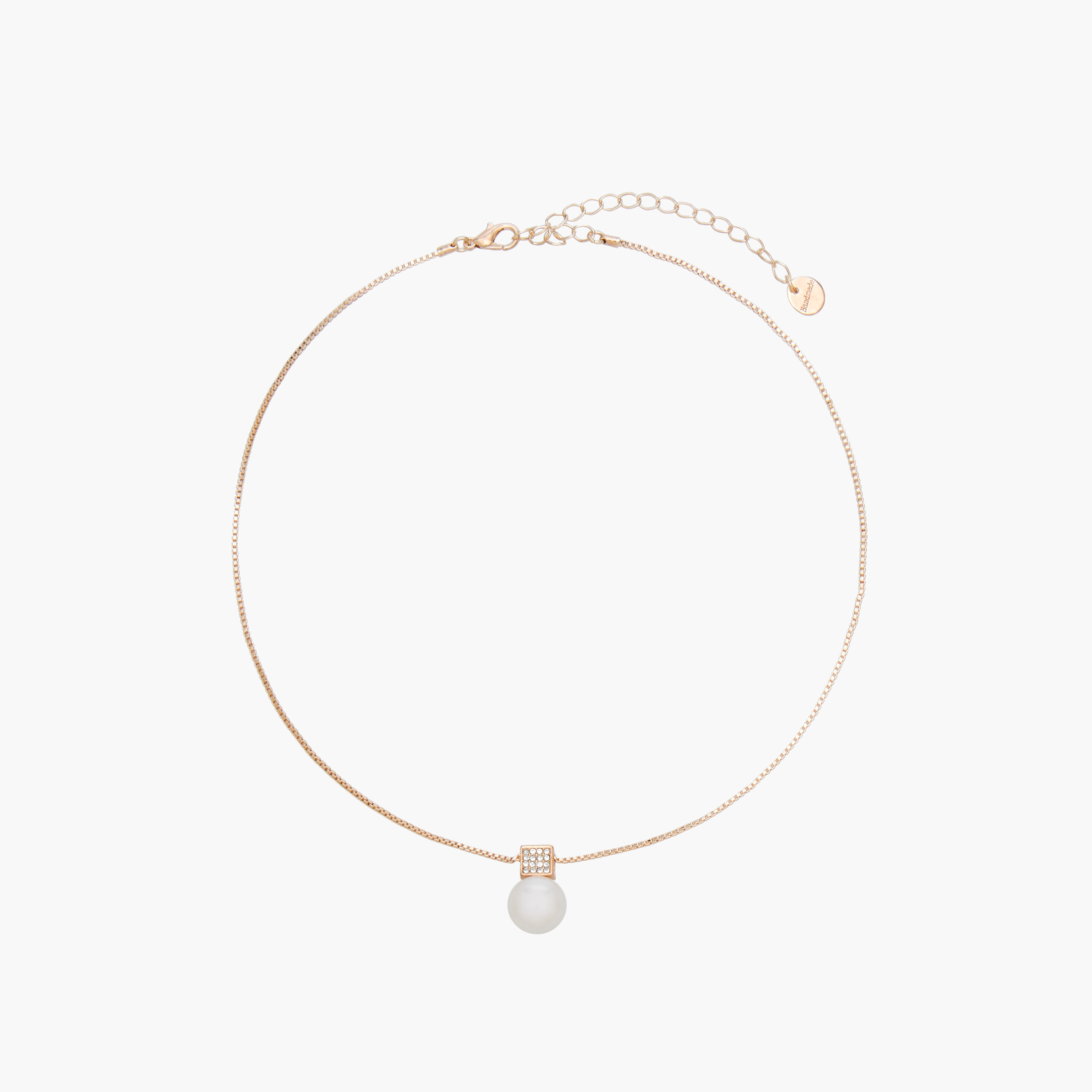 عقد مزين باللؤلؤ وحلق-women-watchesandjewellery-jewellery-jewellerysets-image-2