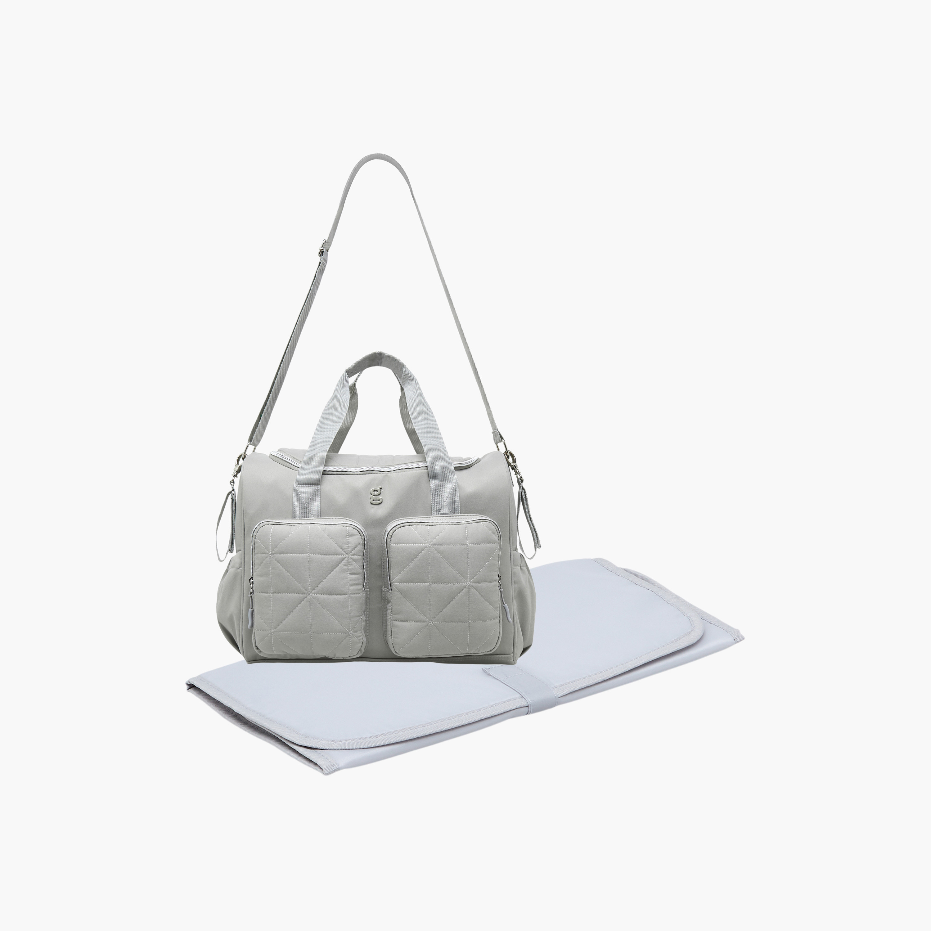 شنطة حفاضات مع مفرش غيار من جيجلز-baby-gear-diaperbags-image-2