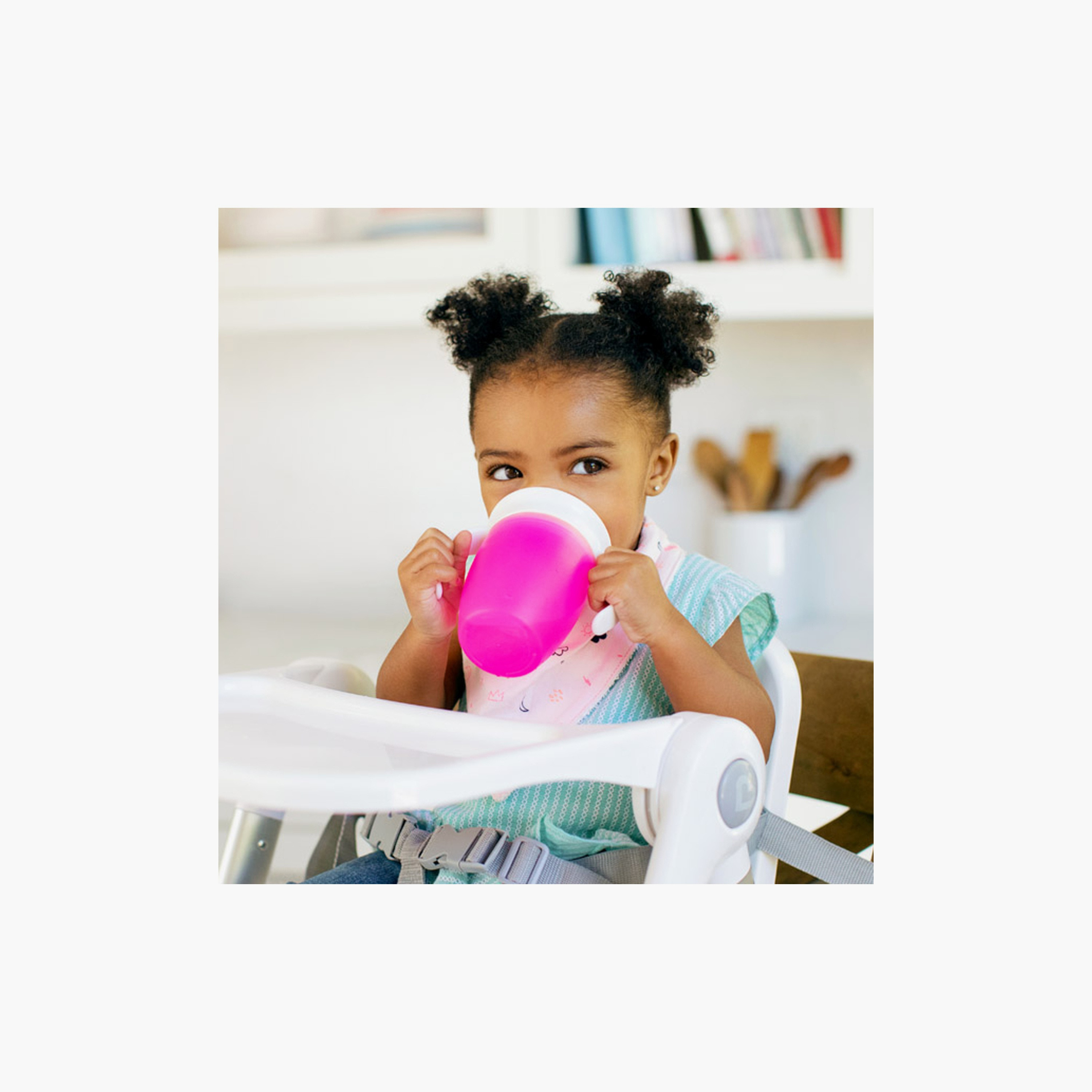 كوب التدريب ميراكل 360 درجة - 7 أونصة من مانشكين-baby-feeding-mealtimeessentials-image-11
