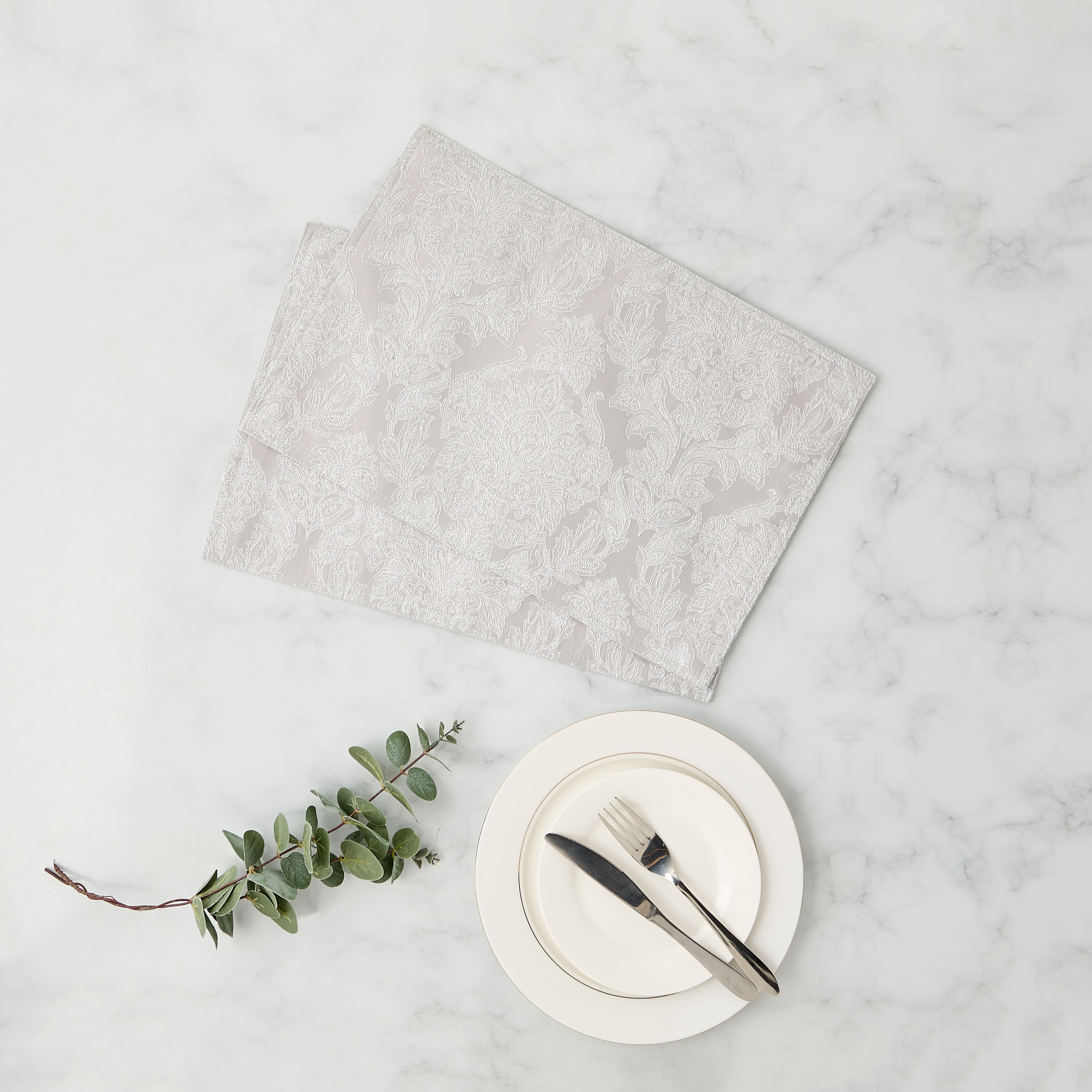 Alma 2-Piece Jacquard Placemat Set - 30x45 cms-household-dining-tablelinen-placemats-image-1