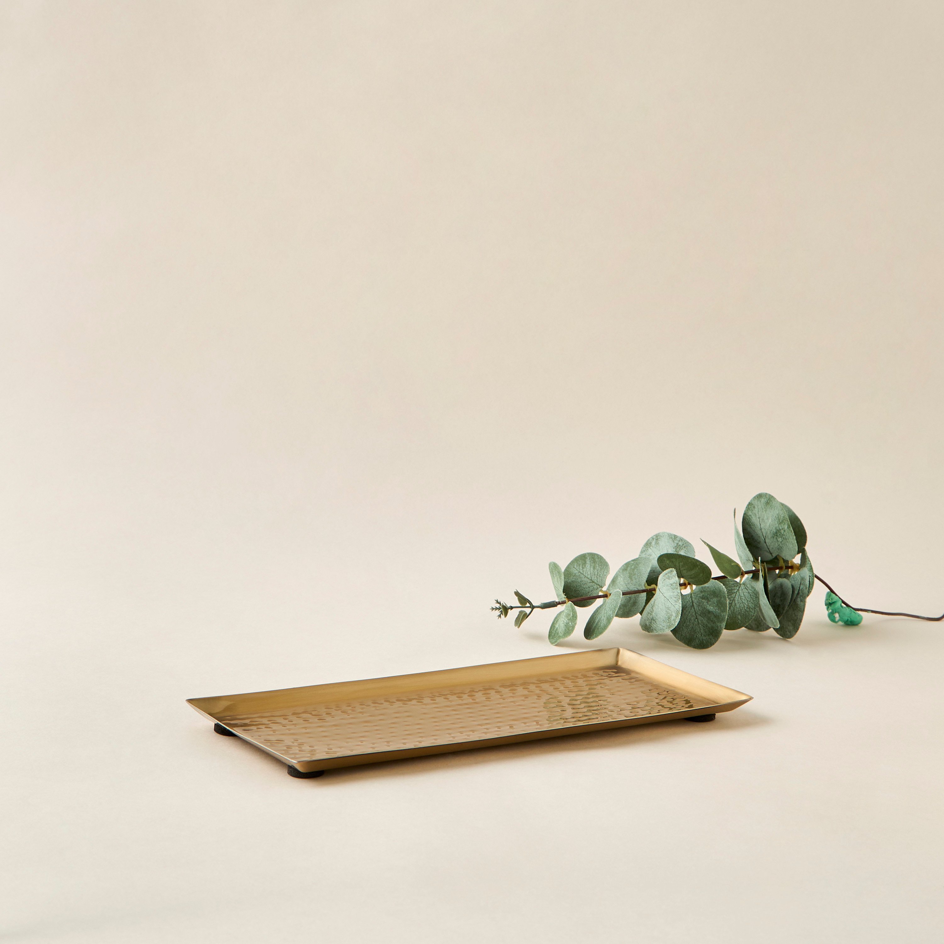 Metallic Hammered Tray-household-bathandlaundry-bathaccessories-toweltraysandplatforms-image-1