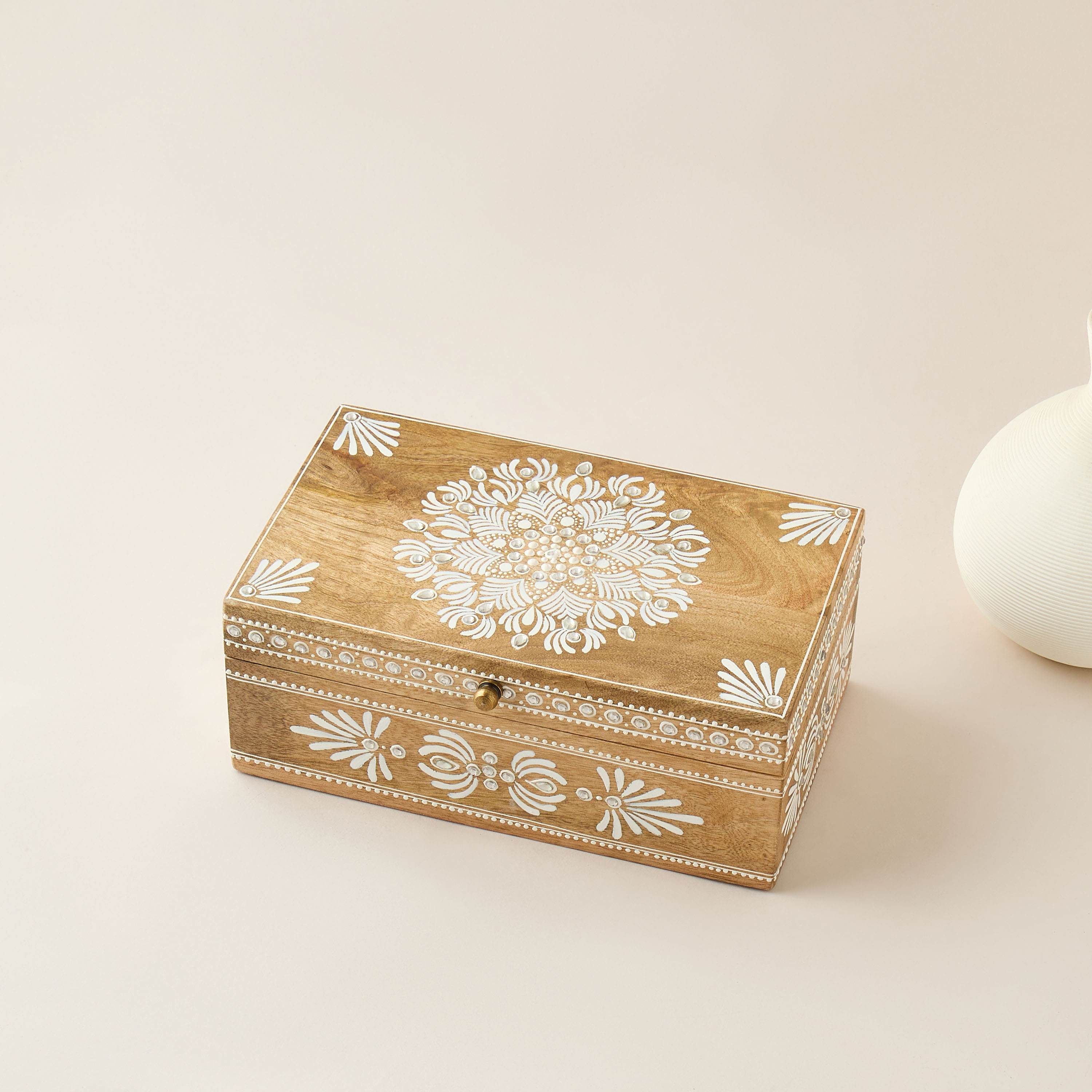 صندوق ديكور خشب مطلي - 44x4 سم-household-decor-boxesandtrays-image-2