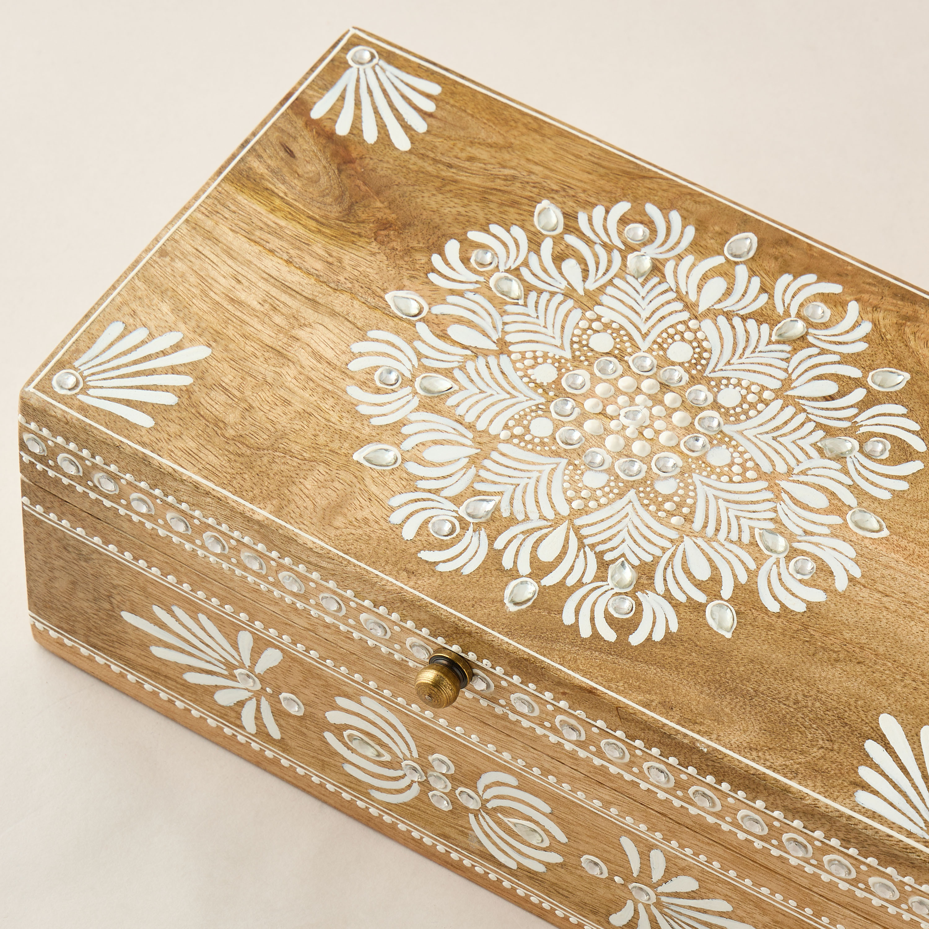صندوق ديكور خشب مطلي - 44x4 سم-household-decor-boxesandtrays-image-3