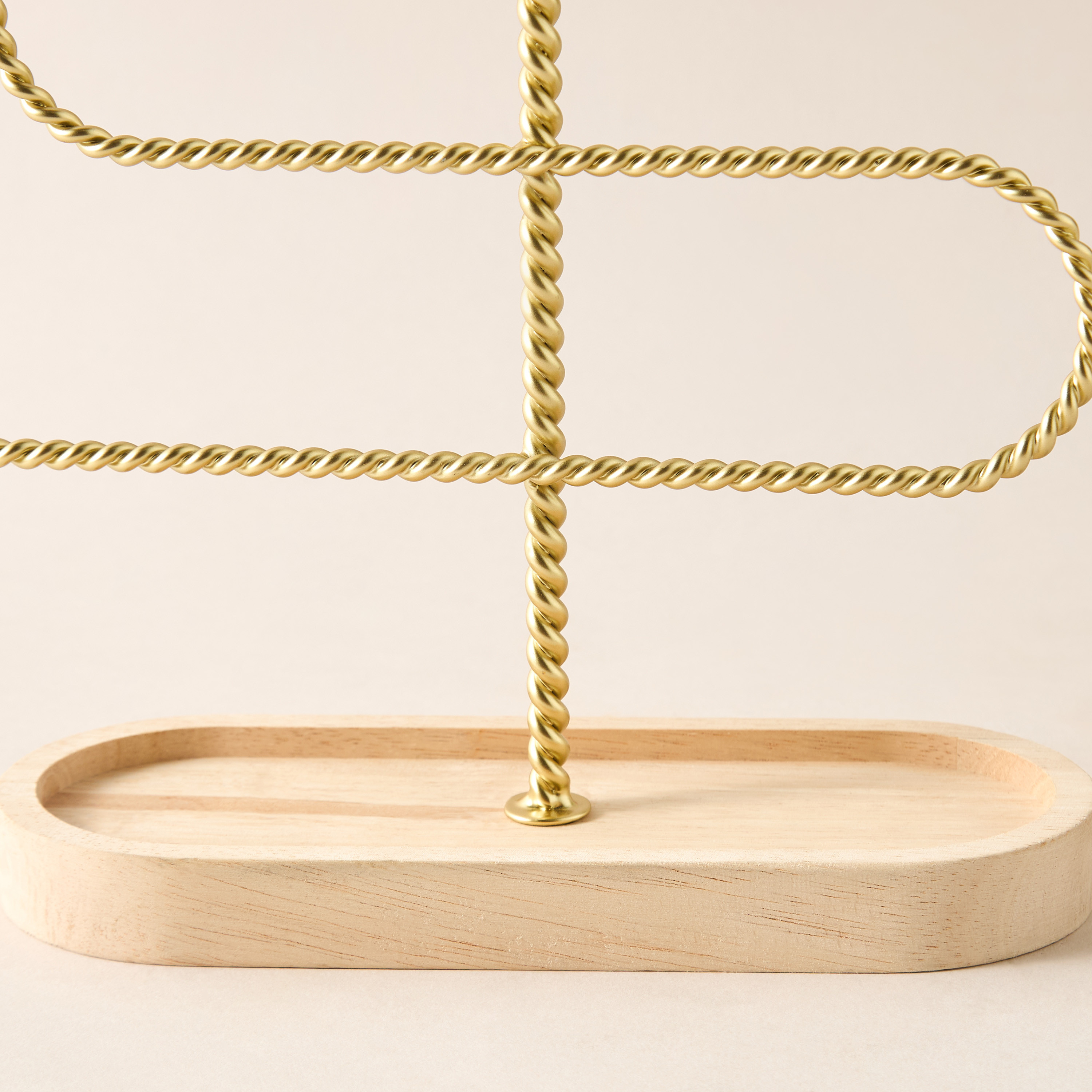 حامل مجوهرات ميتاليك بتصميم ملتوي-household-storage-jewelleryorganizing-jewelleryboxesandstands-image-3