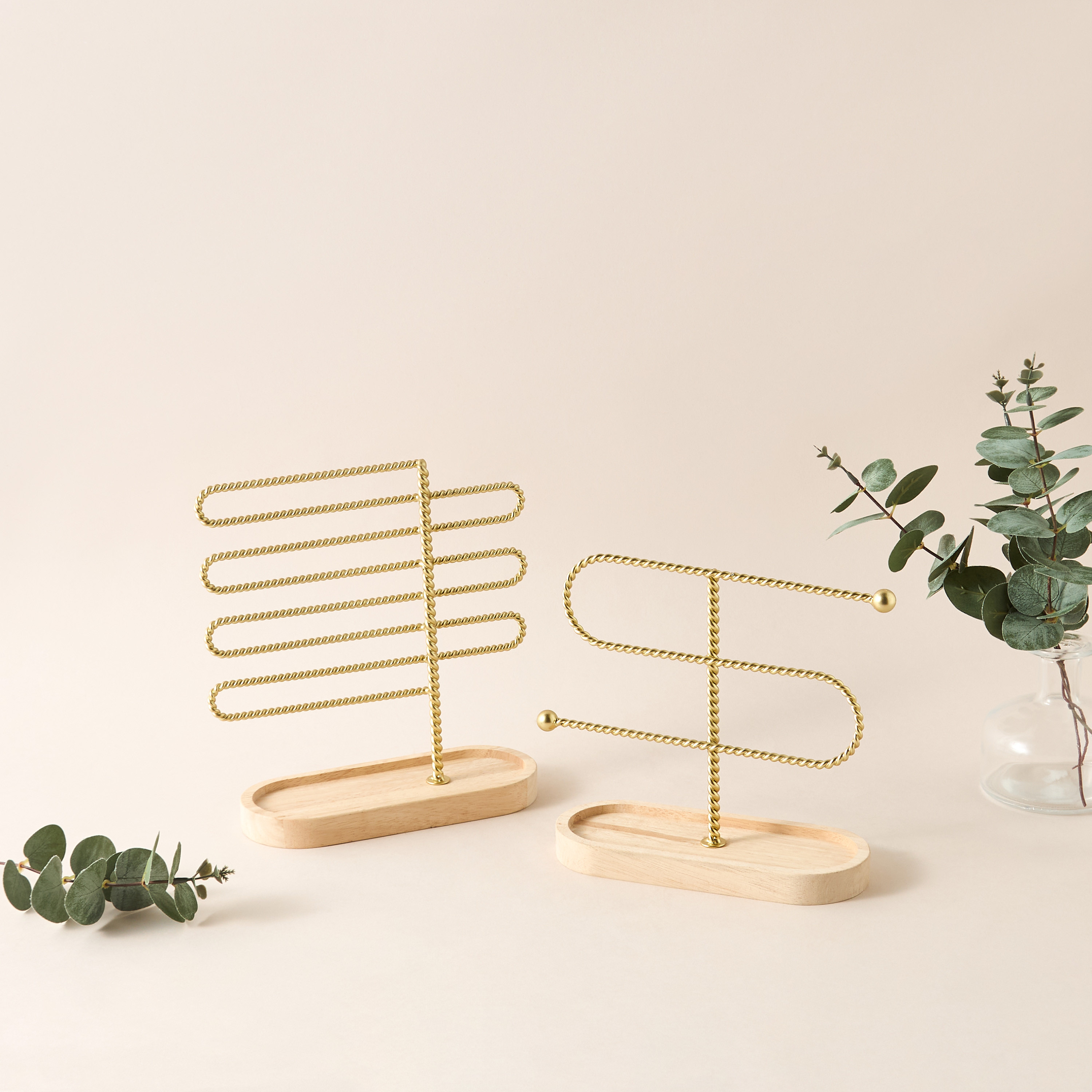 حامل مجوهرات ميتاليك بتصميم ملتوي-household-storage-jewelleryorganizing-jewelleryboxesandstands-image-1