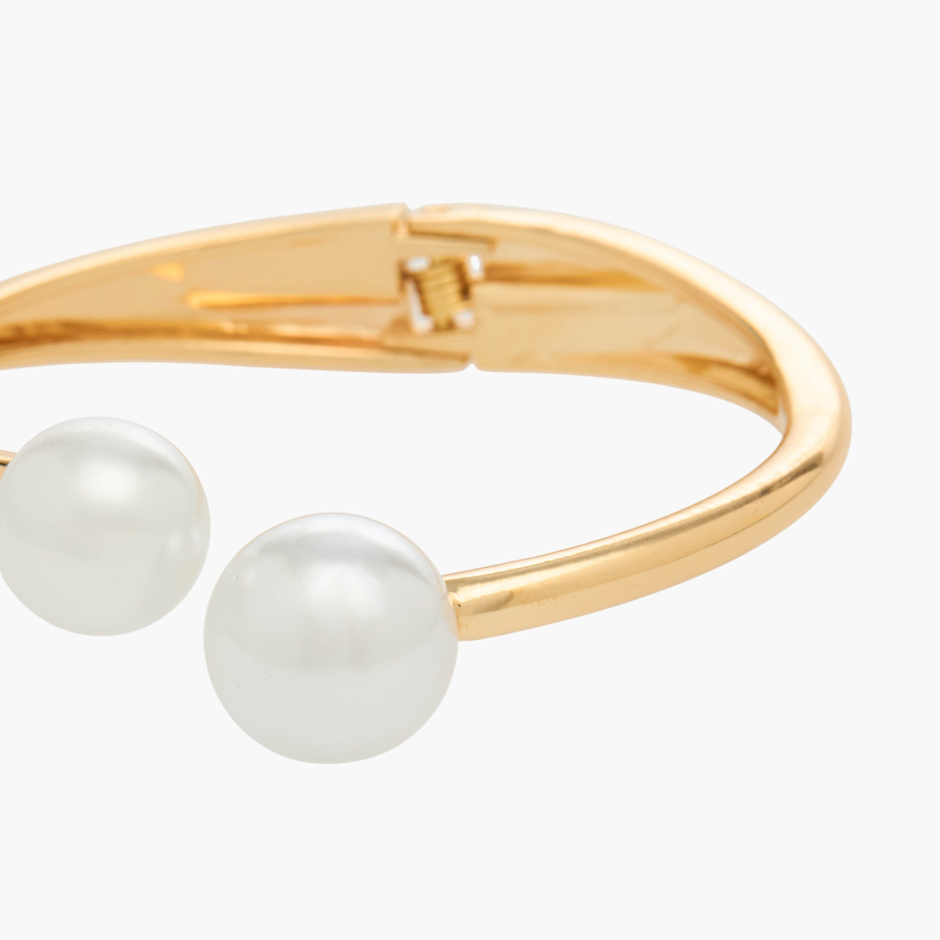 سوار معدن بتزيينات لؤلؤ-women-watchesandjewellery-jewellery-banglesandbracelets-image-3