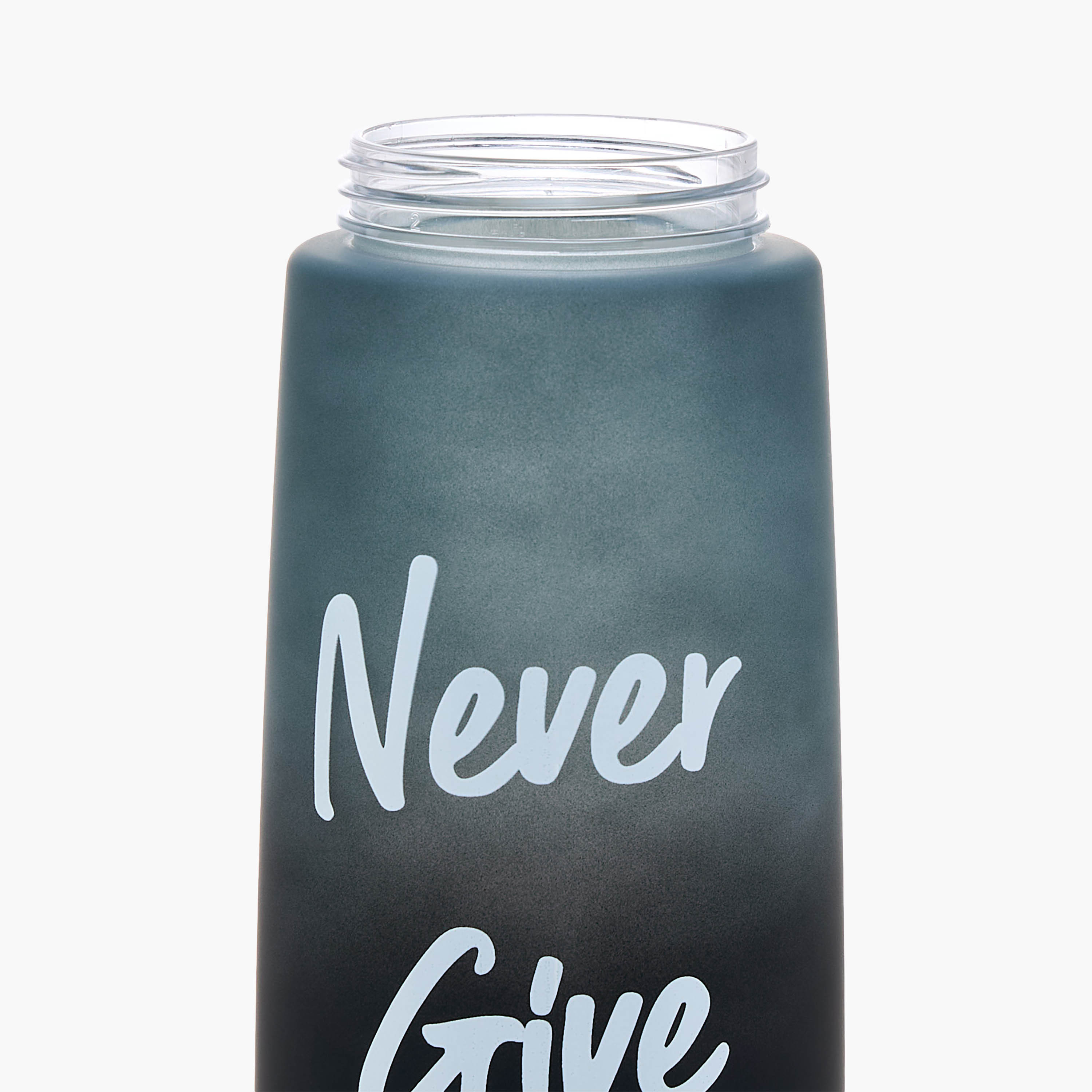 قارورة مياه بقشّة وطبعات شعار-household-dining-drinkserveware-bottles-image-1