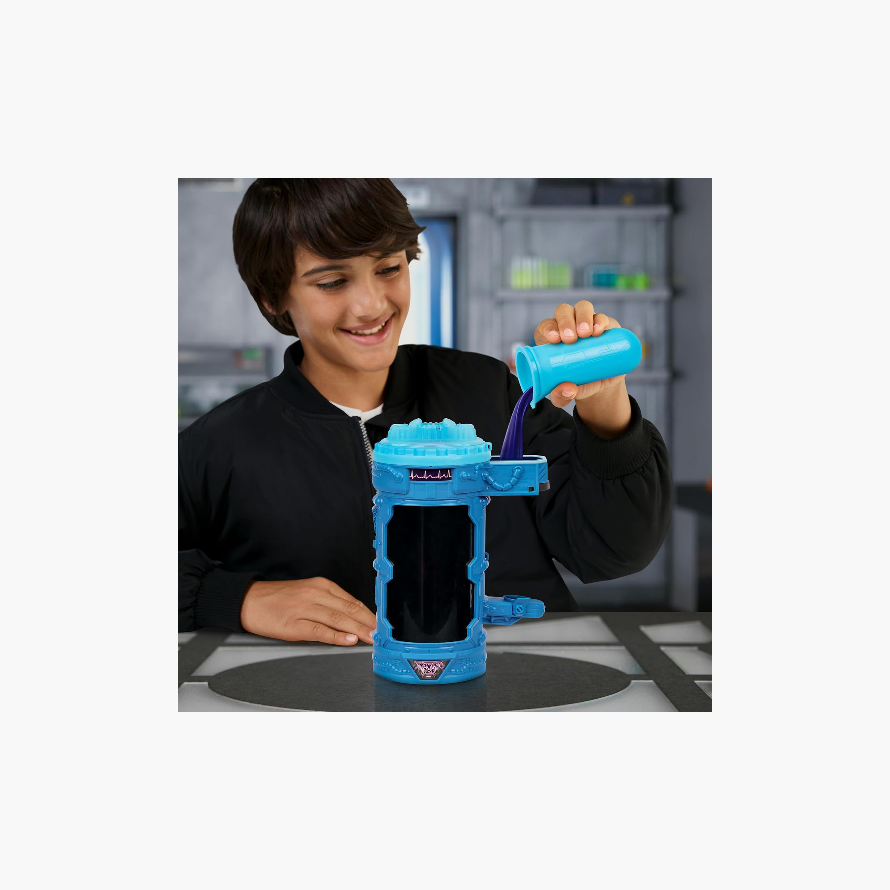 MrBeast Lab Mutation Chamber Collectible - Lightning Panther-toys-playfigures-actionfigures-image-3